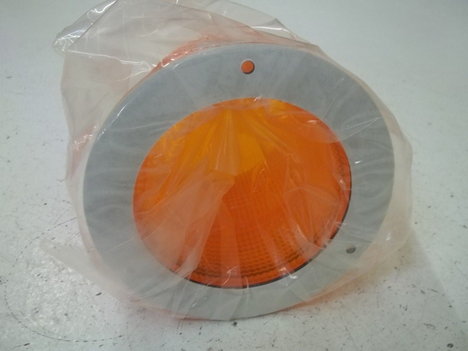 EDWARDS 92-LA REPLACEMENT LENS AMBER *NEW IN BOX*