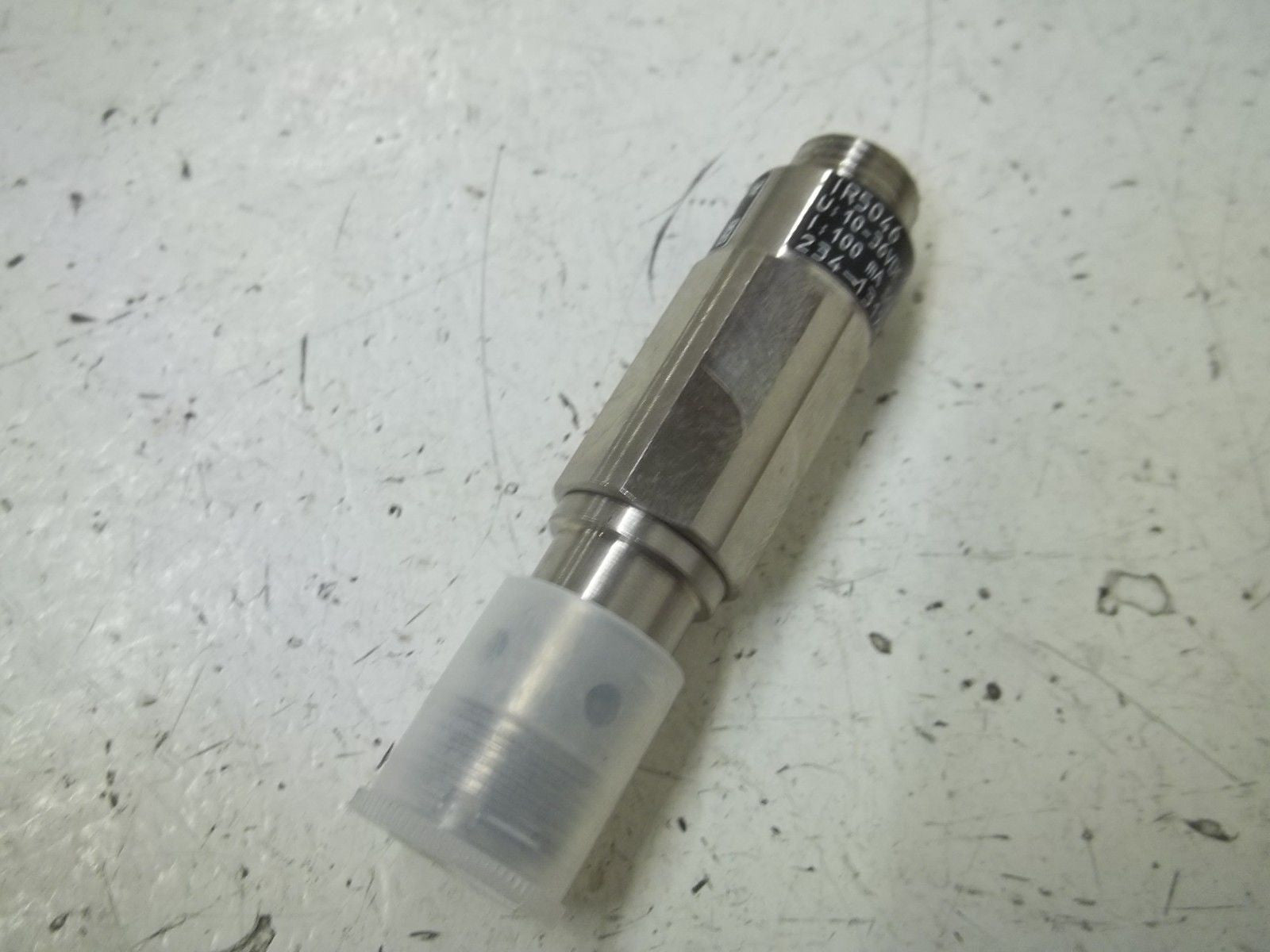 IFM EFECTOR IR5046 INDUCTIVE PROXIMITY SENSOR *NEW NO BOX*