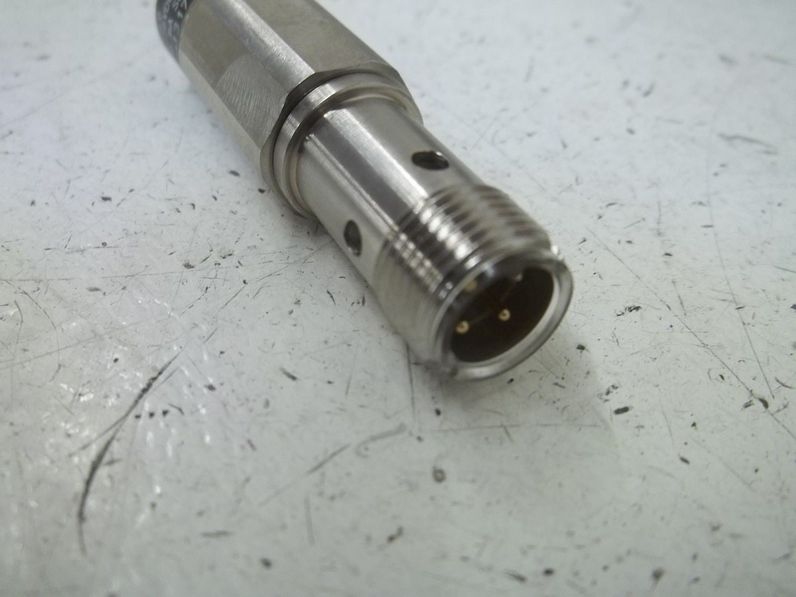 IFM EFECTOR IR5046 INDUCTIVE PROXIMITY SENSOR *NEW NO BOX*
