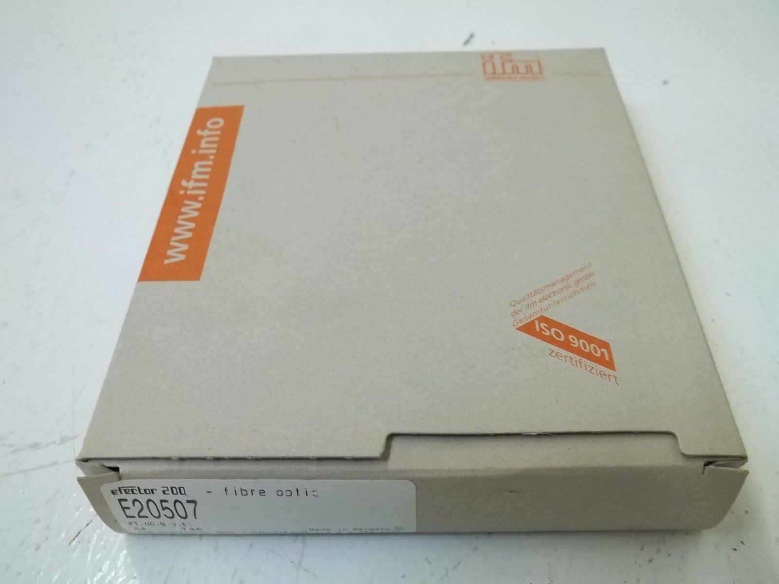IFM EFECTOR E20507 FIBER OPTIC DIFFUSE SENSOR *NEW IN BOX*