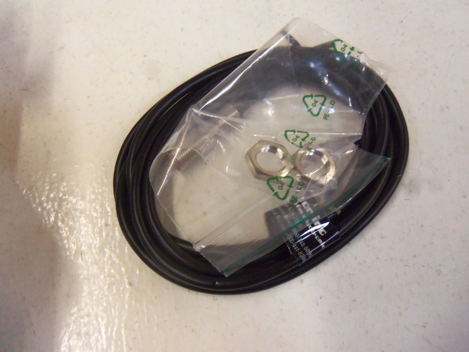 IFM EFECTOR IF5188 INDUCTIVE PROXIMITY SENSOR *NEW NO BOX*