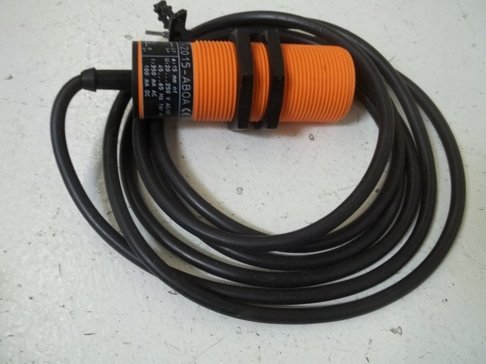 IFM EFECTOR II0006 INDUCTIVE PROXIMITY SENSOR *NEW*