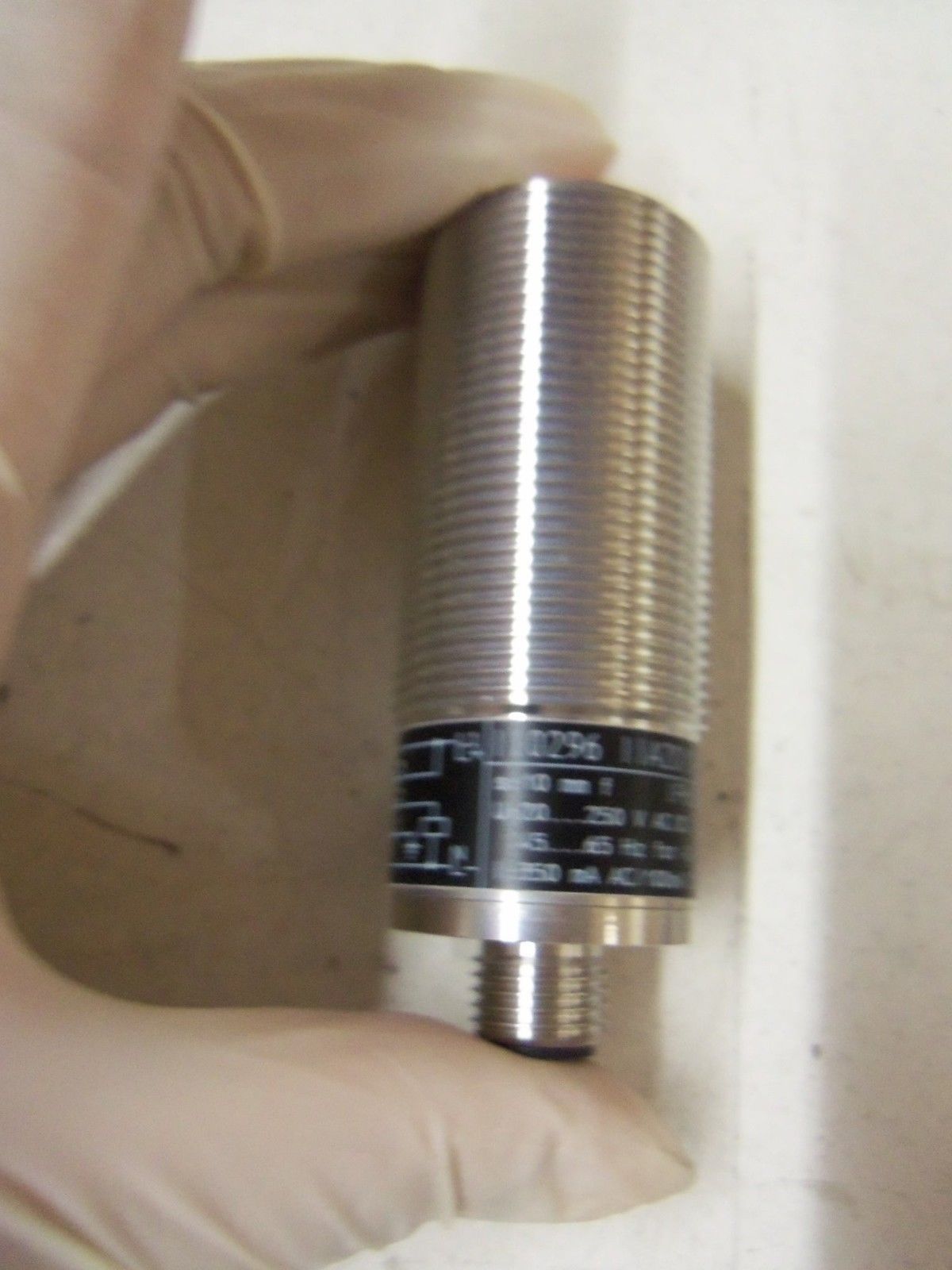 IFM EFECTOR II0296 INDUCTIVE PROXIMITY SENSOR *NEW IN BOX*