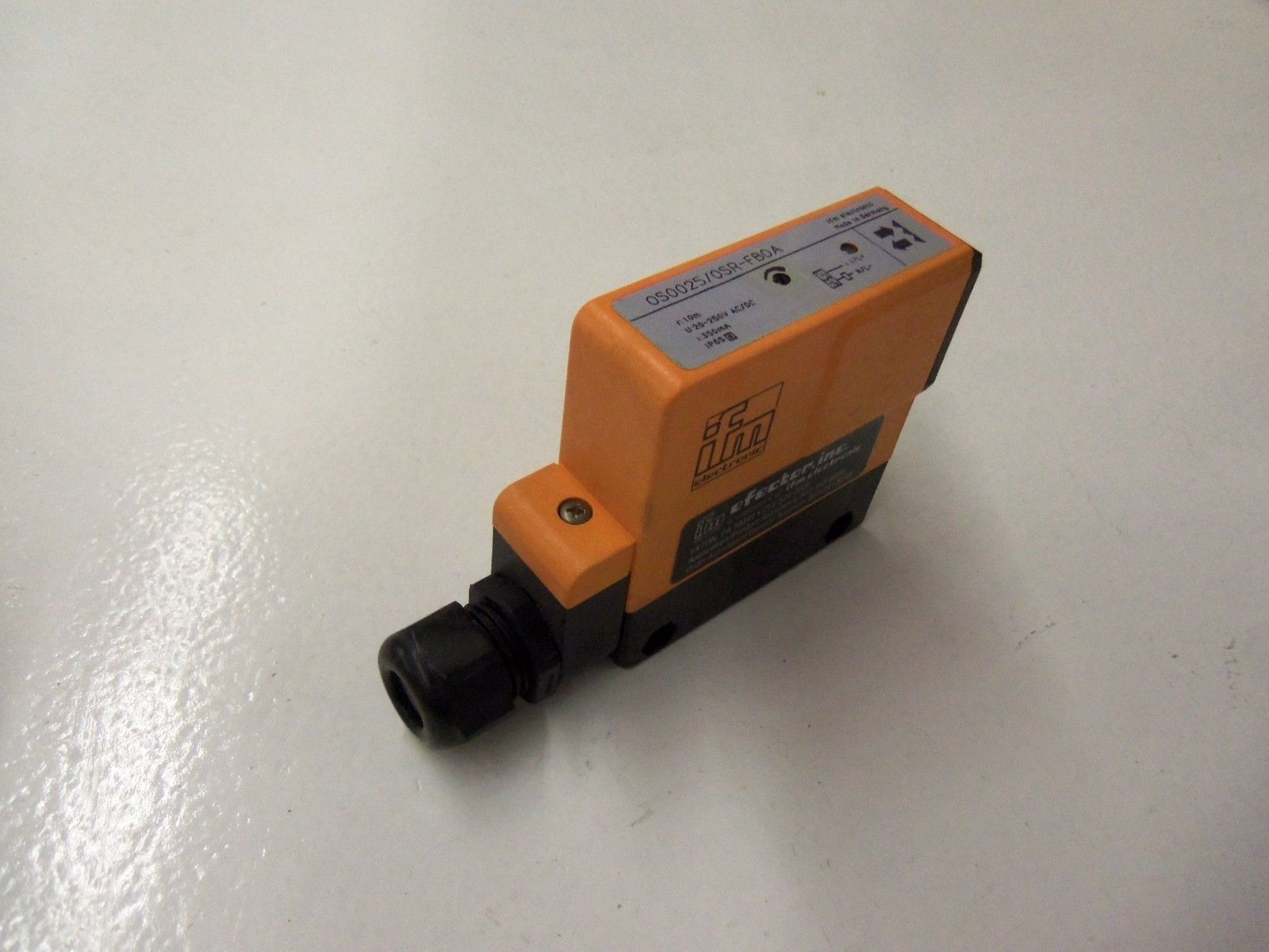 IFM EFECTOR OS0025 OSR-FBOA RETRO REFLECTIVE SENSOR *NEW IN BOX*