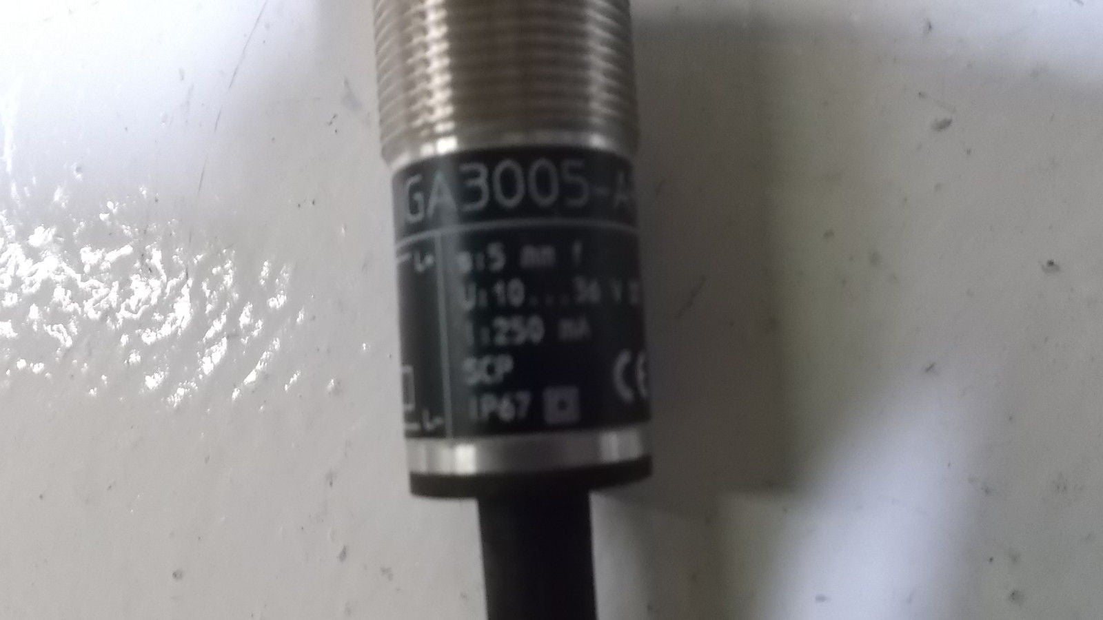 IFM EFECTOR IG5357 IGA3005-APKG INDUCTIVE PROXIMITY SENSOR *USED*