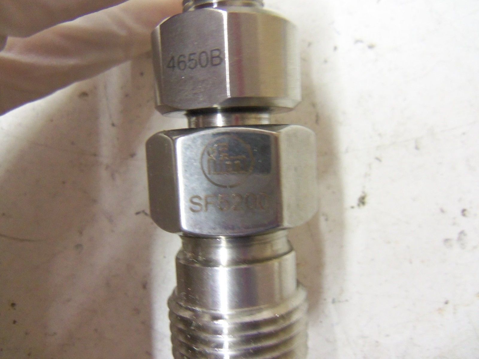 IFM EFECTOR SF5200 *NEW NO BOX*