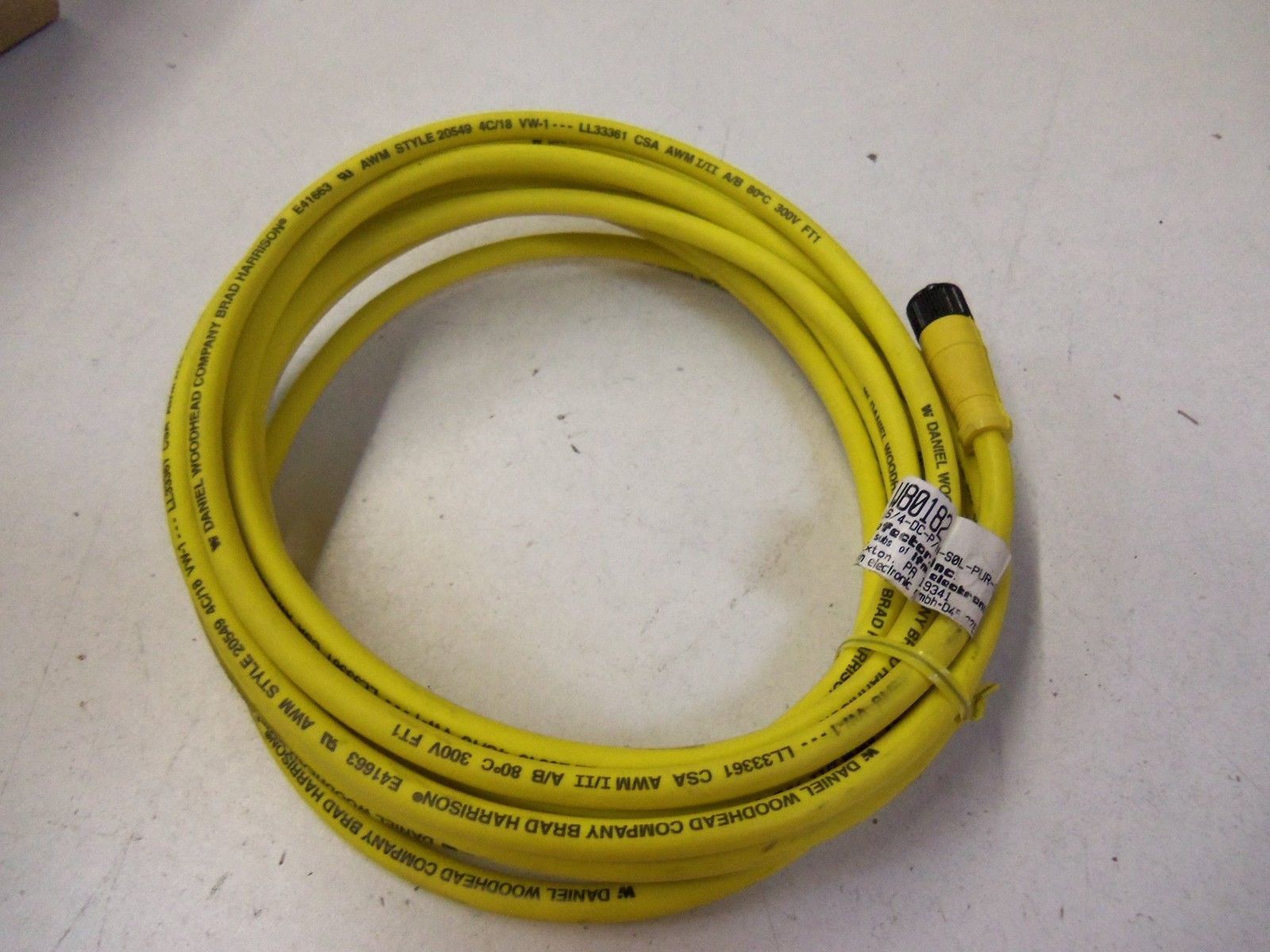 IFM EFECTOR W80182 CABLE CONNECTOR *NEW NO BOX*