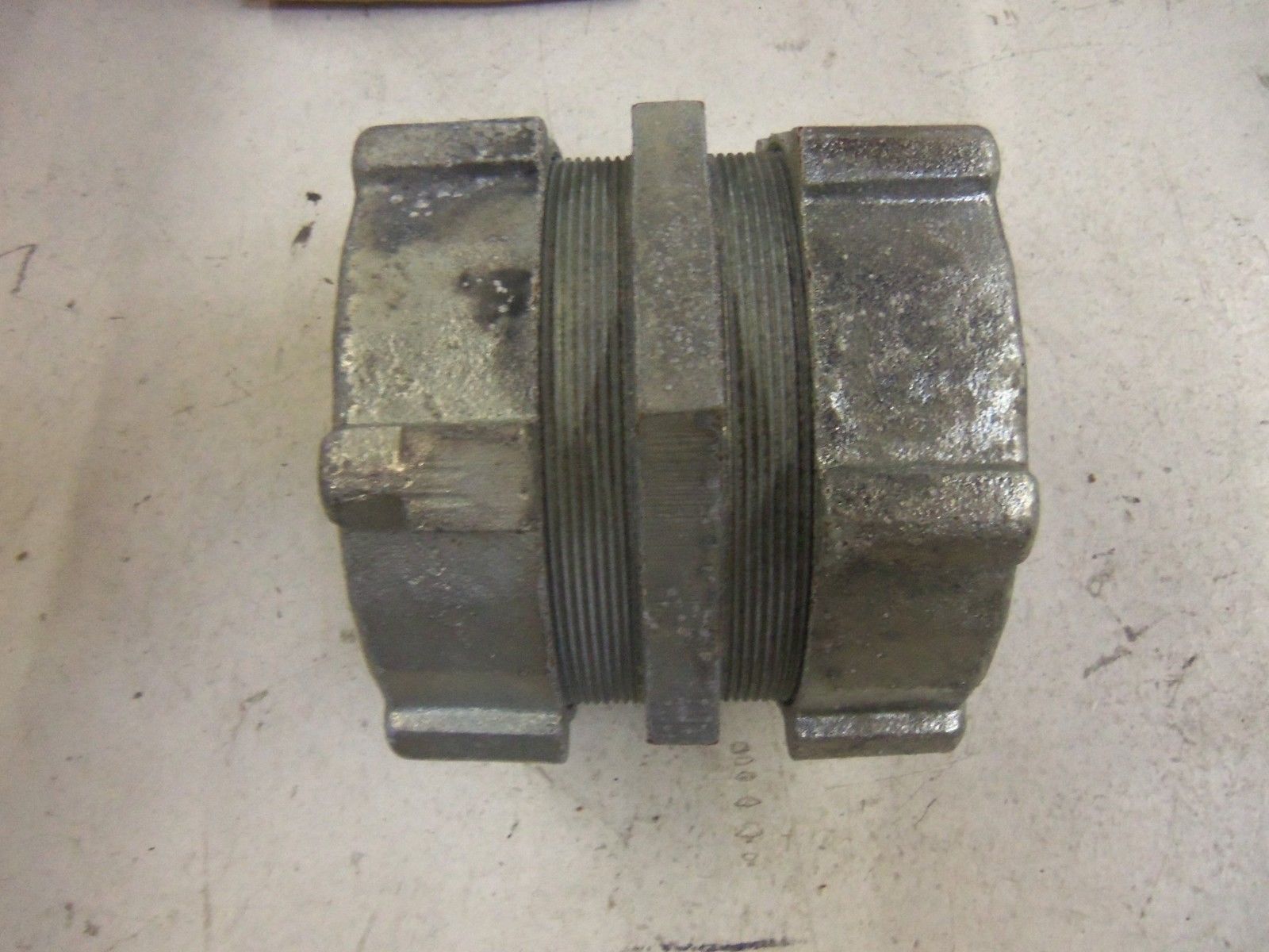 EGS 30-400 CONDUIT *NEW IN BOX*