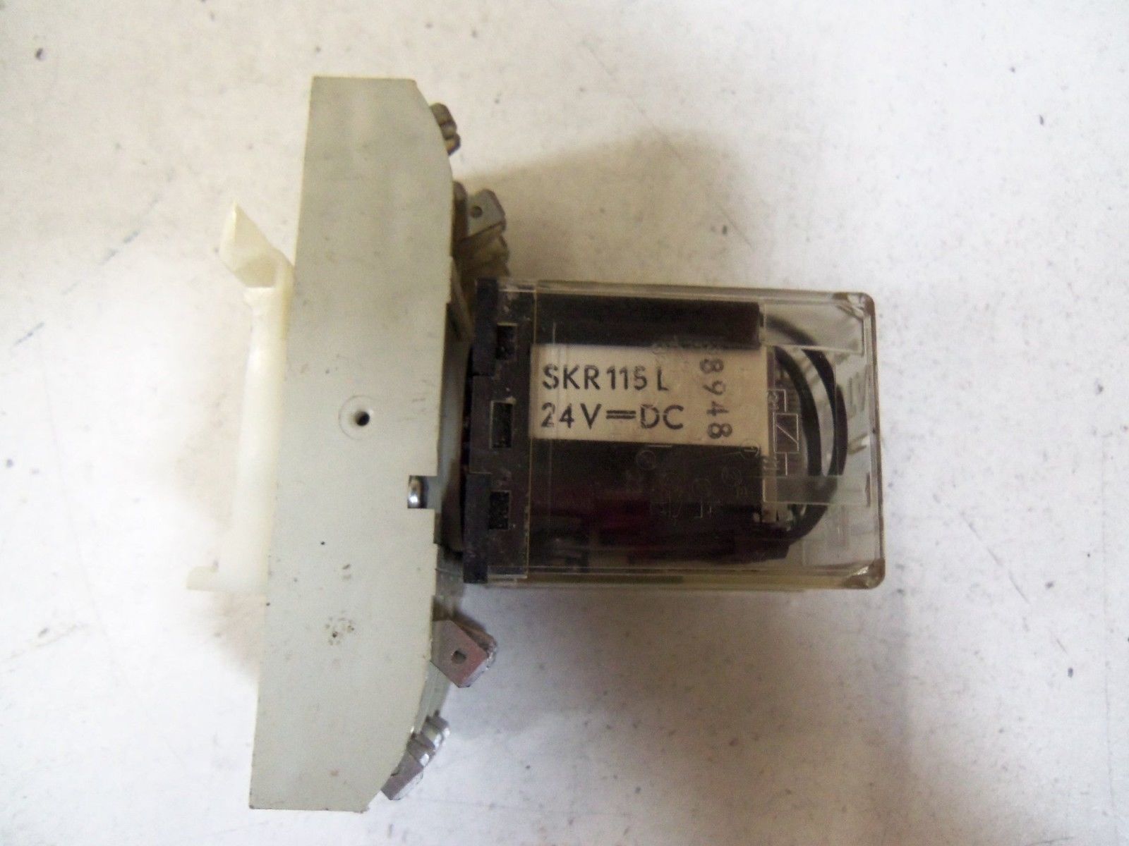 ELESTA SKR115 L RELAY *USED*