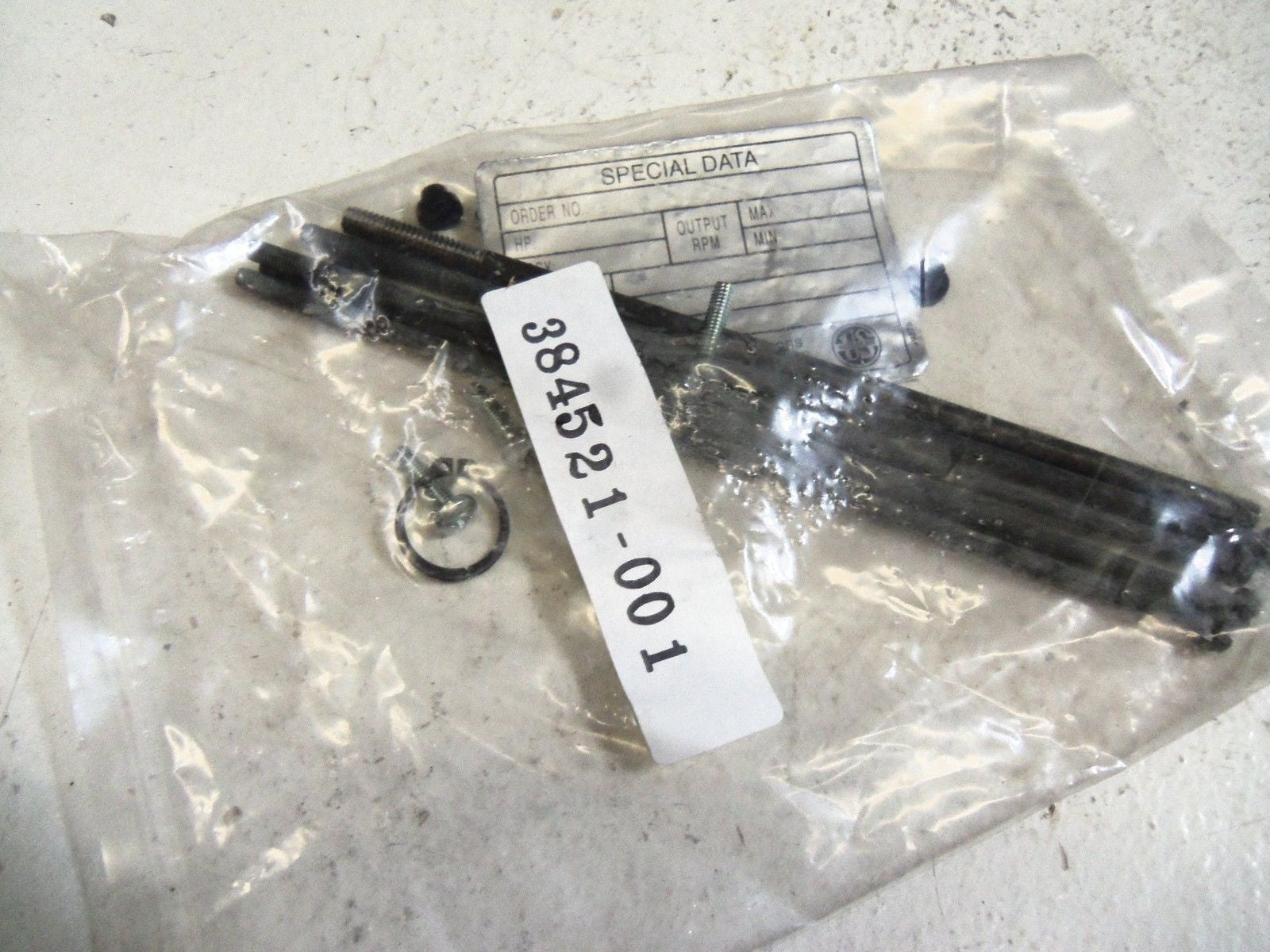 EMERSON E186 *NEW IN BOX*