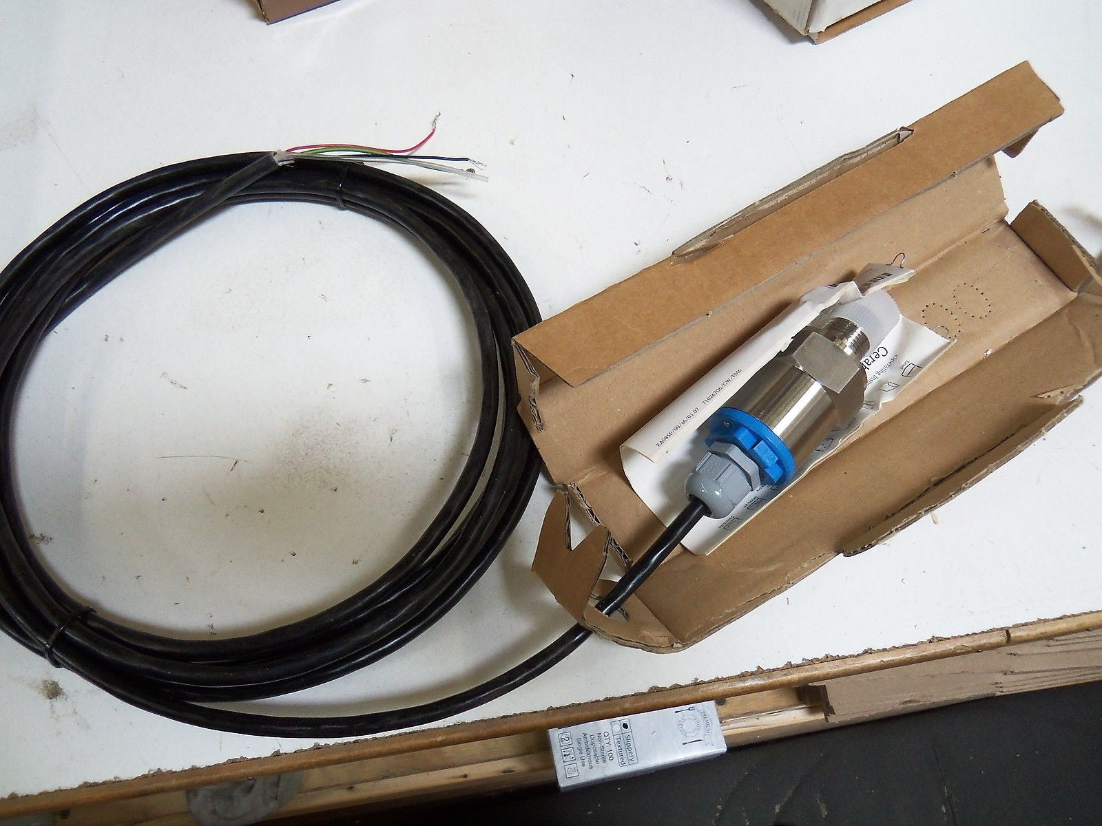ENDRESS+HAUSER CERABAR T PMC131-A32F1Q4R PRESSURE TRANSDUCER *NEW NO BOX*