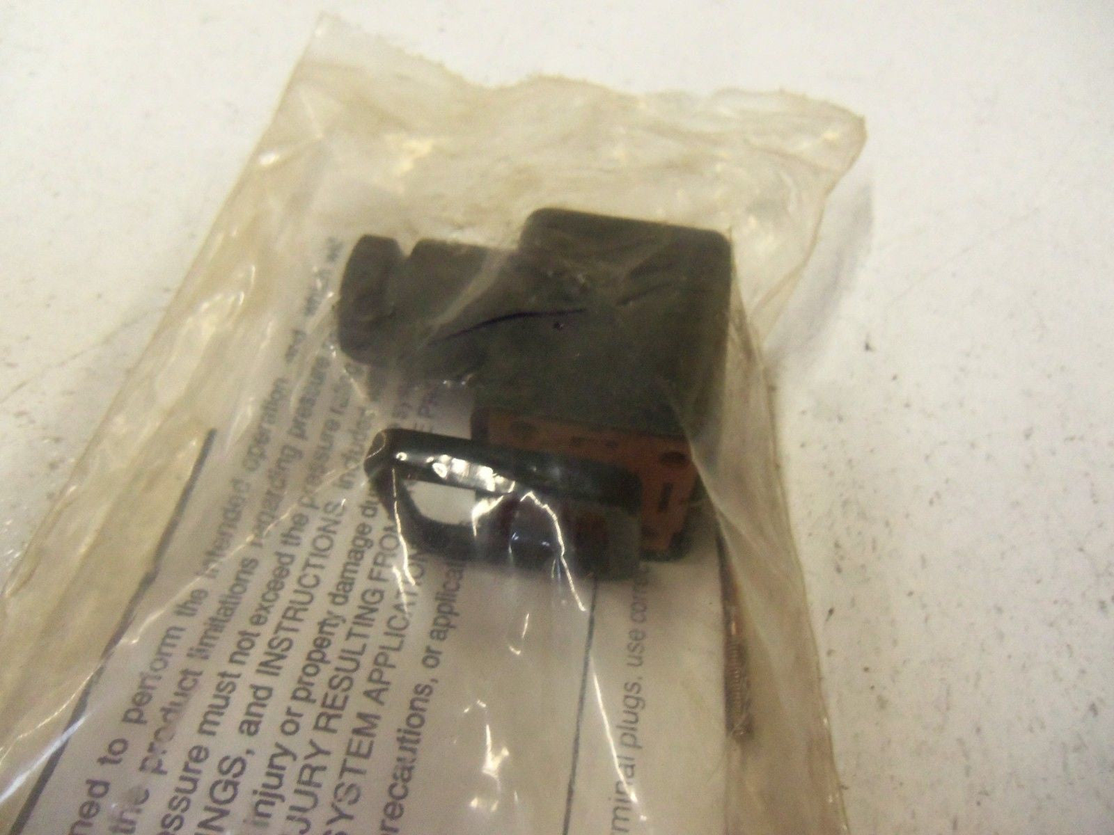 ENERPAC DIN PLUG VEP-1 *NEW IN FACTORY BAG*