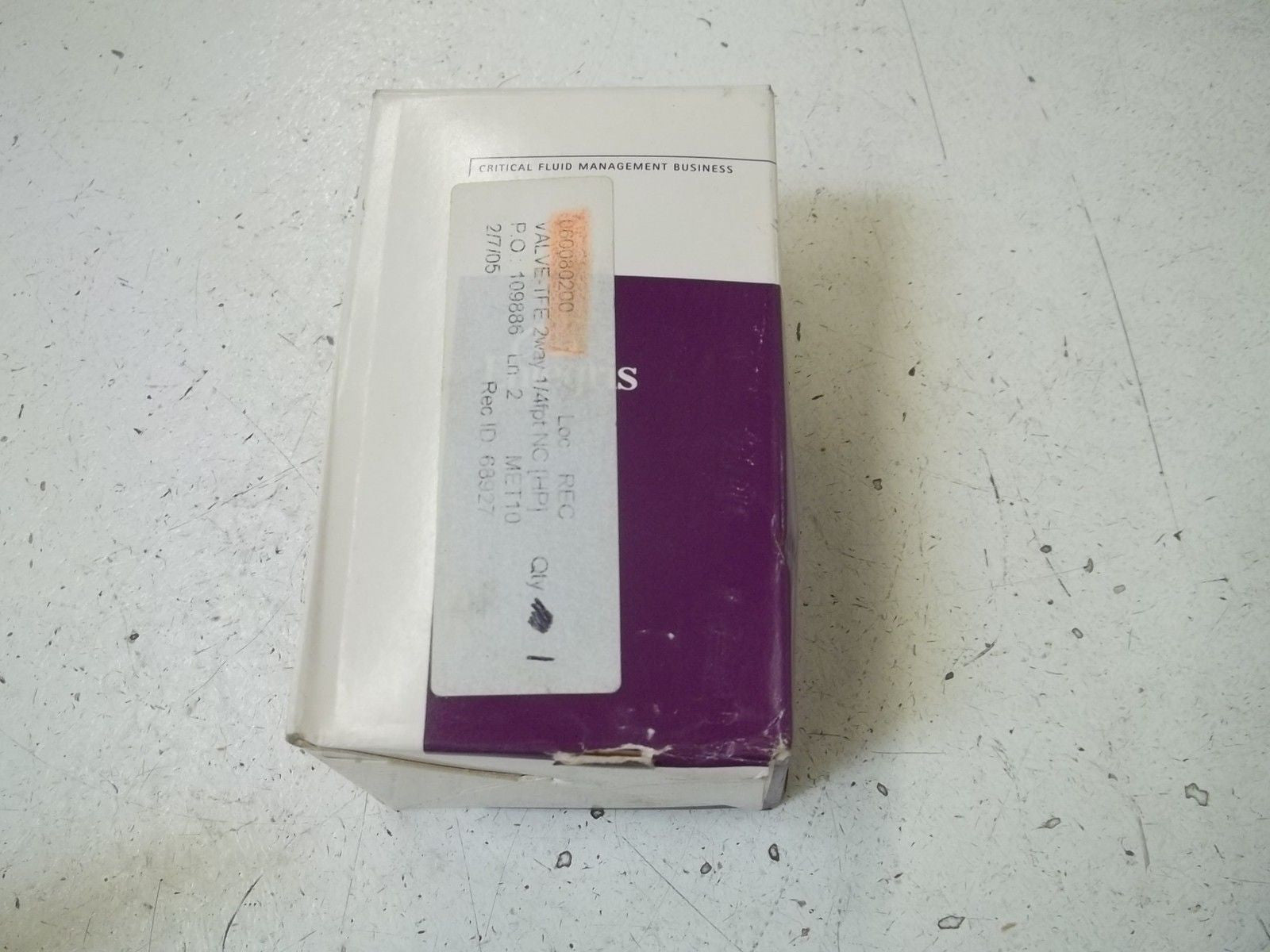 ENTEGRIS 202-122-01 VALVE *NEW IN BOX*