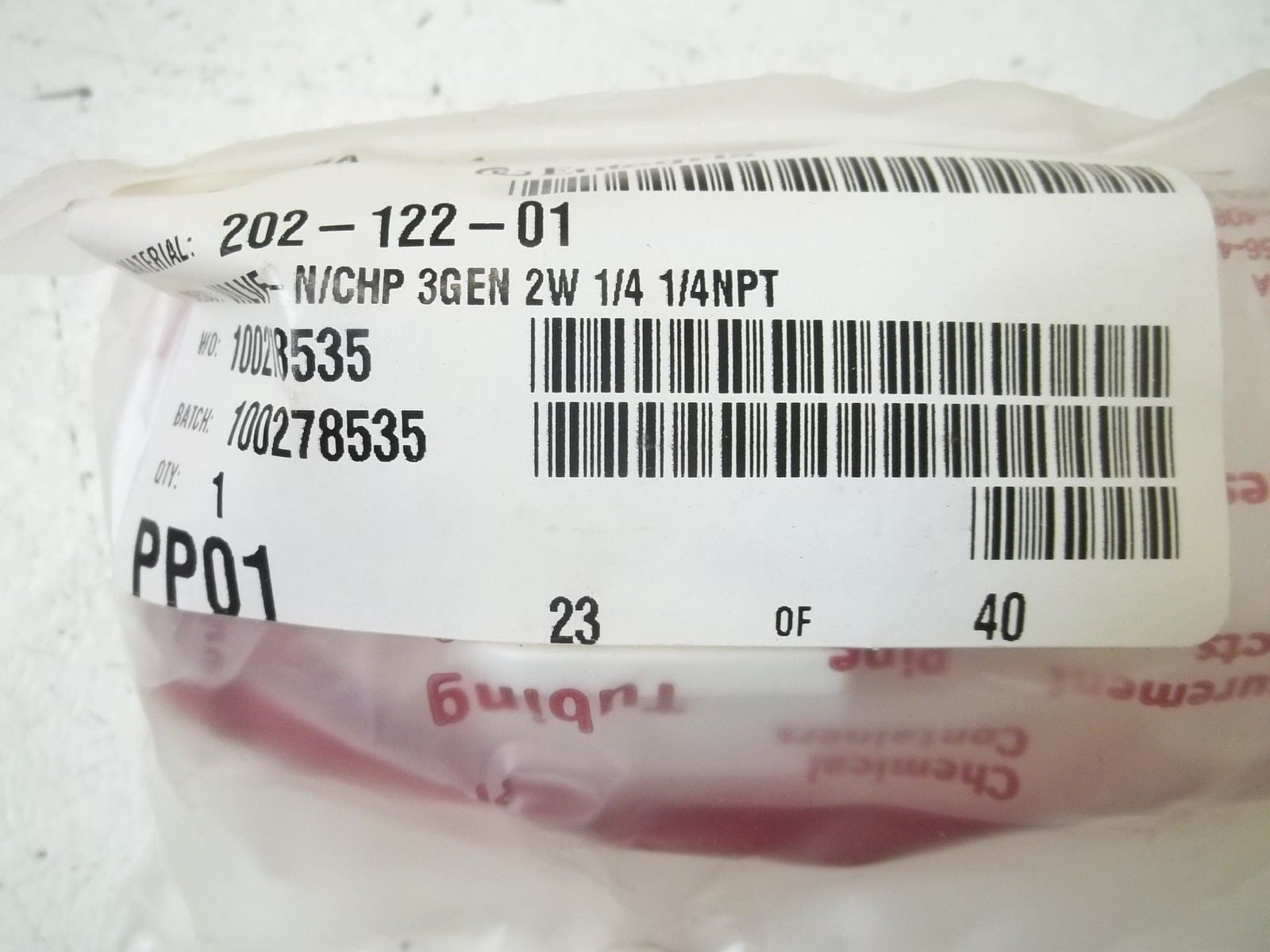 ENTEGRIS 202-122-01 VALVE *NEW IN BOX*