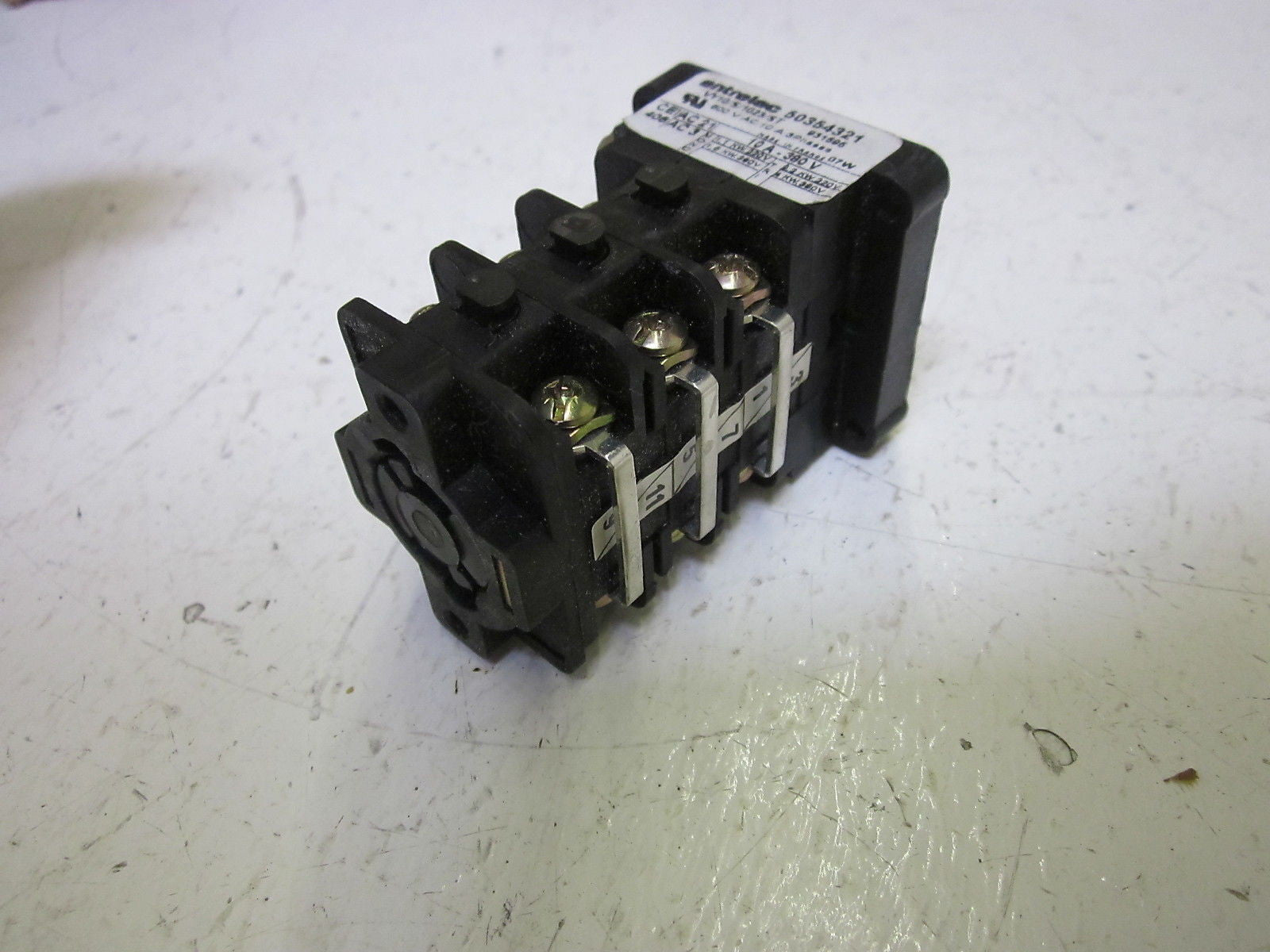 ENTRELEC VY10/S/1023/ST CAM SWITCH (AS PICTURED)   *USED*