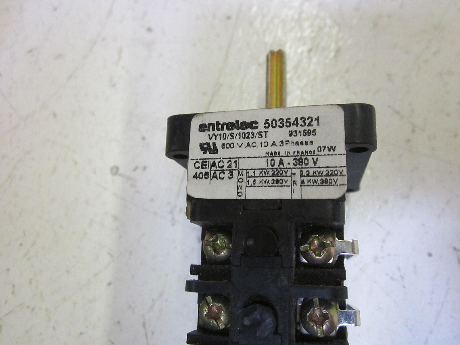 ENTRELEC VY10/S/1023/ST CAM SWITCH (AS PICTURED)   *USED*