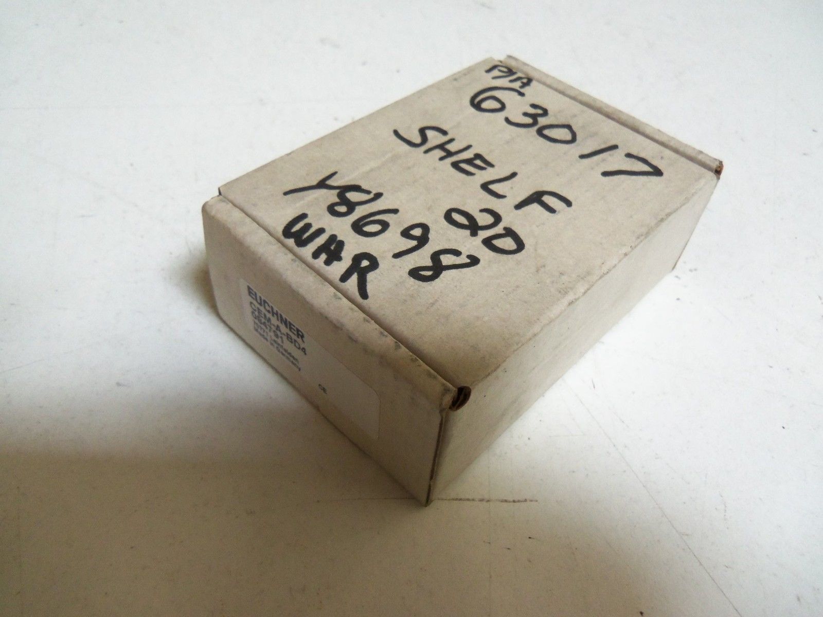 EUCHNER CEM-A-BD4 *NEW IN BOX*