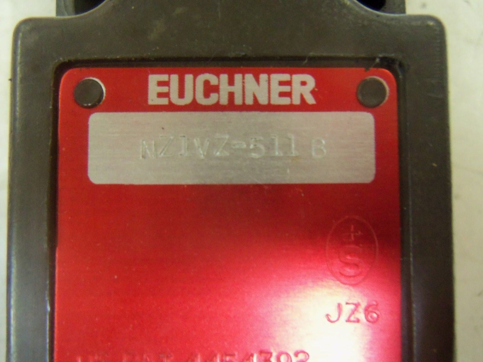 EUCHNER NZ1VZ-511B *USED*