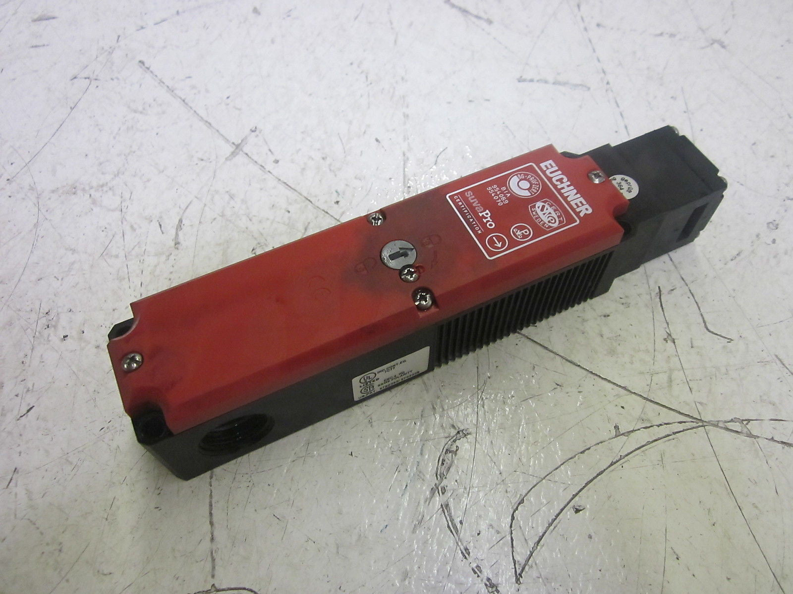 EUCHNER TP1-538A024M SAFETY SWITCH *USED*