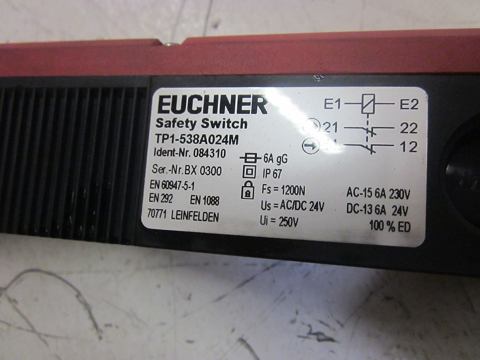 EUCHNER TP1-538A024M SAFETY SWITCH *USED*