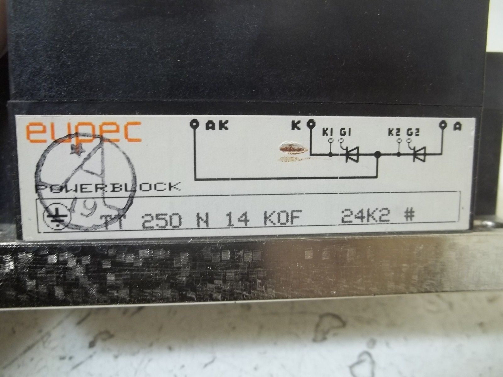 EUPER TT250N14K0F24K2# POWER BLOCK *USED*
