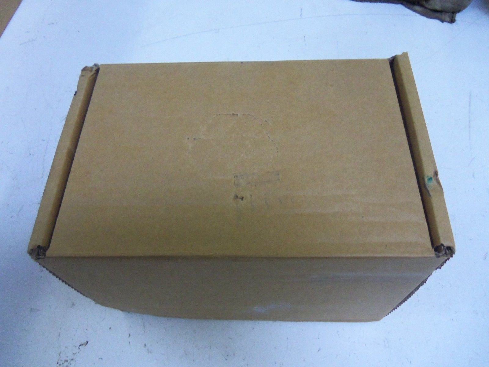 EUROTHERM 2204e/CC/VH/TU/TW/XX/XX/XX/2XX/ENG TEMPERATURE CONTROLLER *NEW IN BOX*