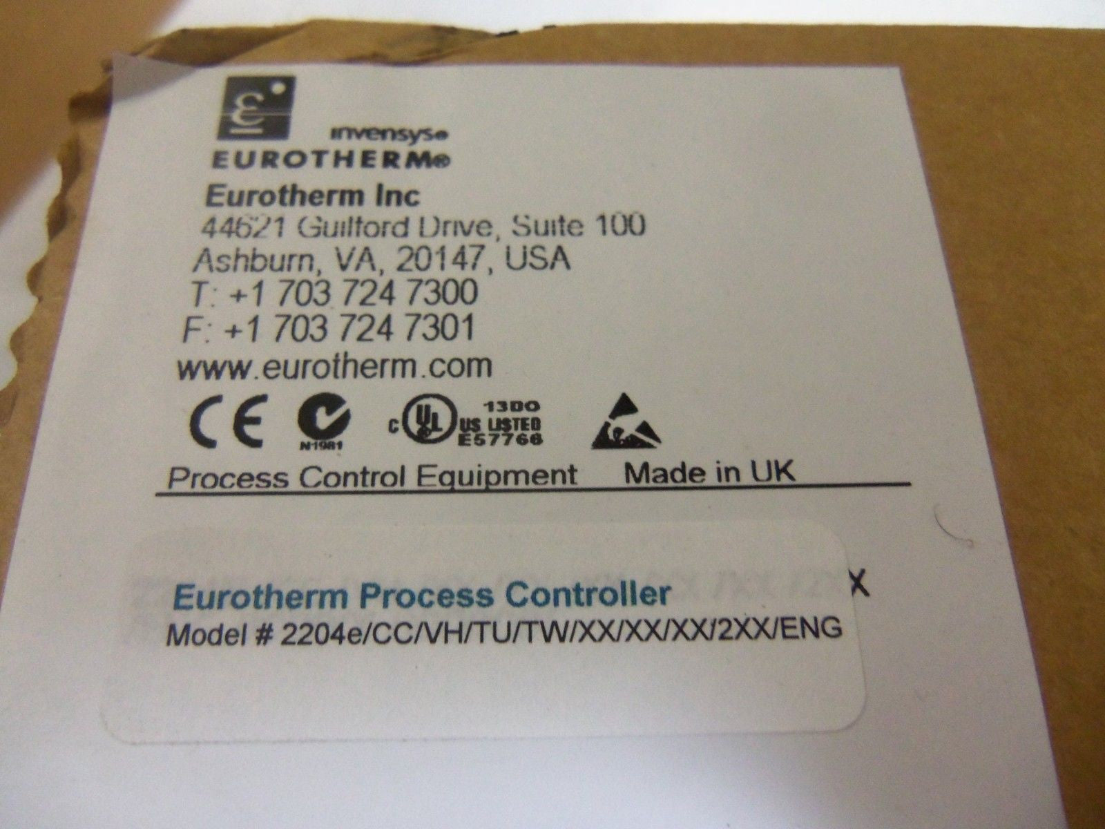 EUROTHERM 2204e/CC/VH/TU/TW/XX/XX/XX/2XX/ENG TEMPERATURE CONTROLLER *NEW IN BOX*