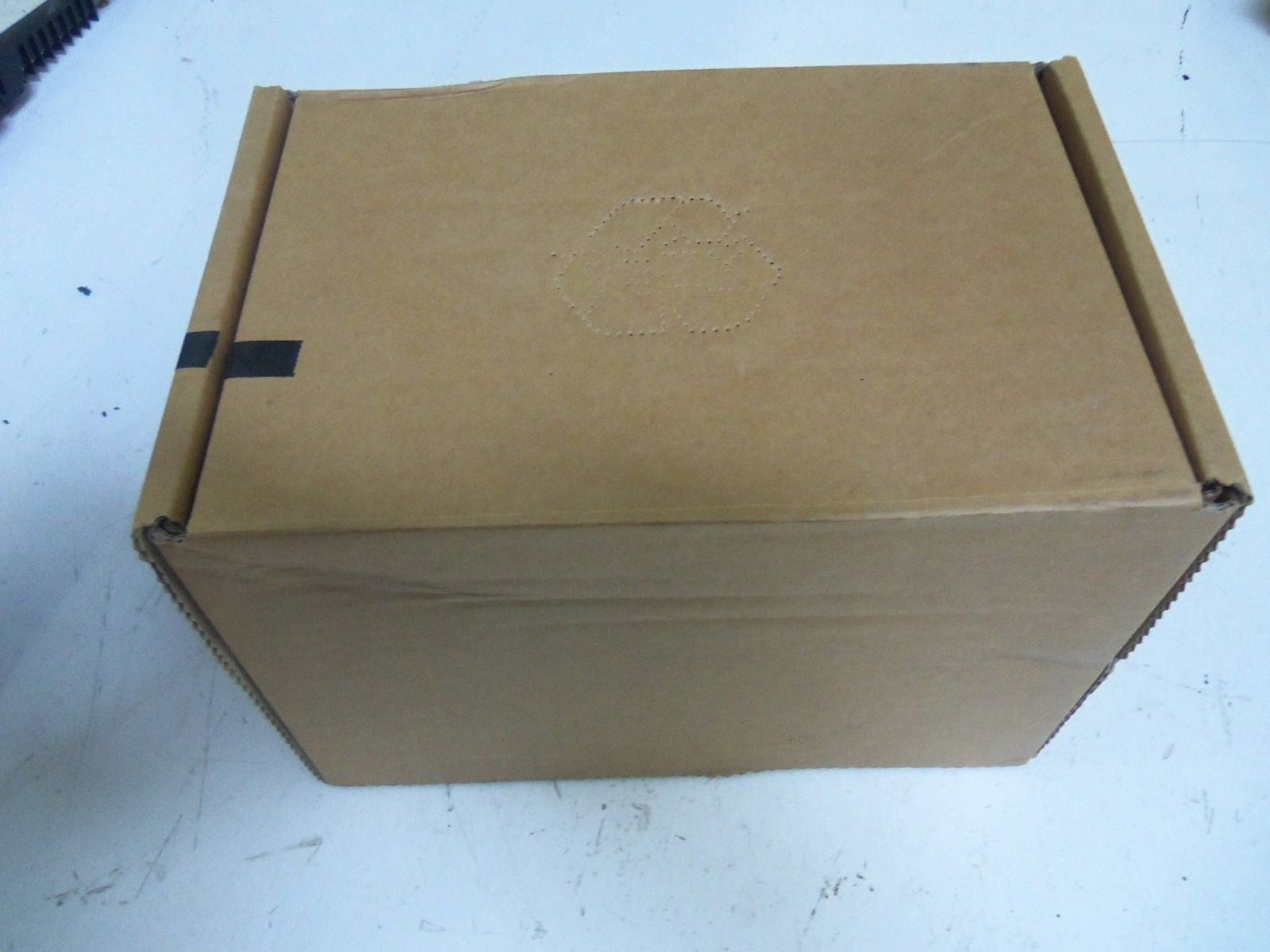 EUROTHERM 2204e/CC/VH/TU/TW/XX/XX/XX/2XX/ENG CONTROLLER(AS PICTURED)*NEW IN BOX*