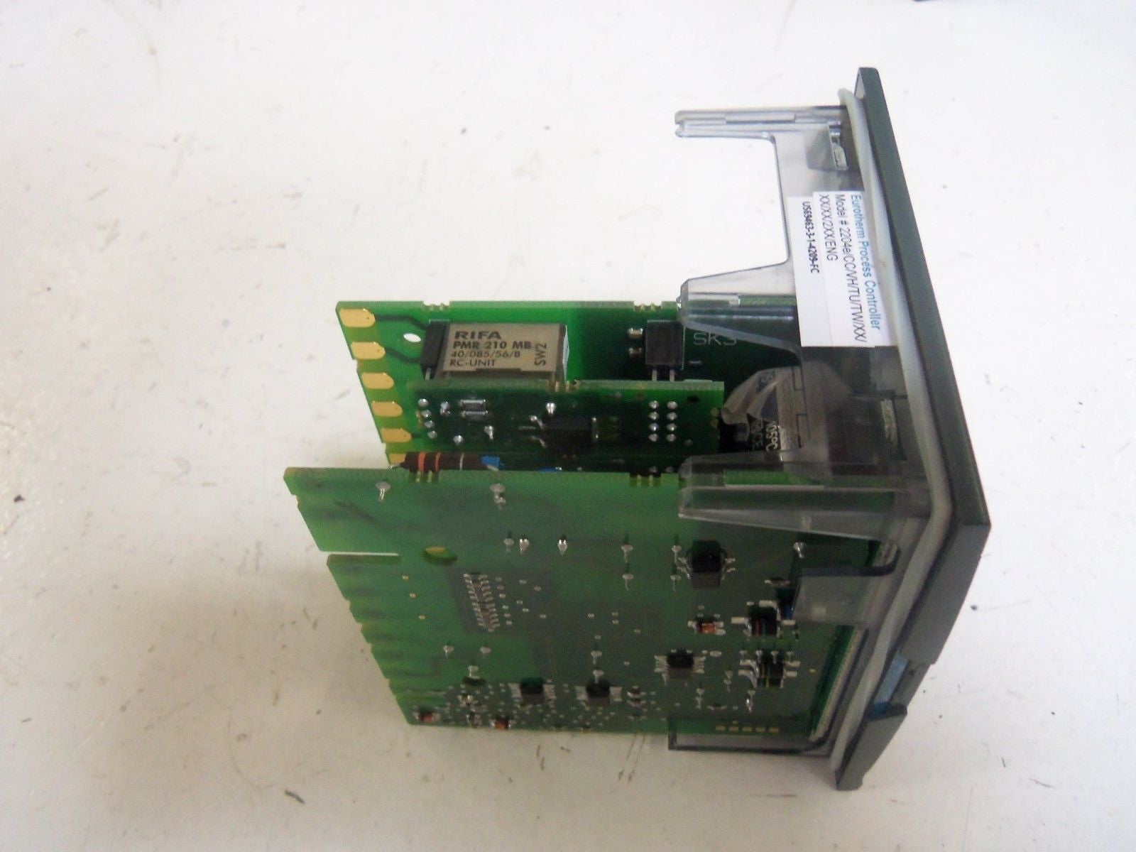 EUROTHERM 2204e/CC/VH/TU/TW/XX/XX/XX/2XX/ENG CONTROLLER(AS PICTURED)*NEW IN BOX*
