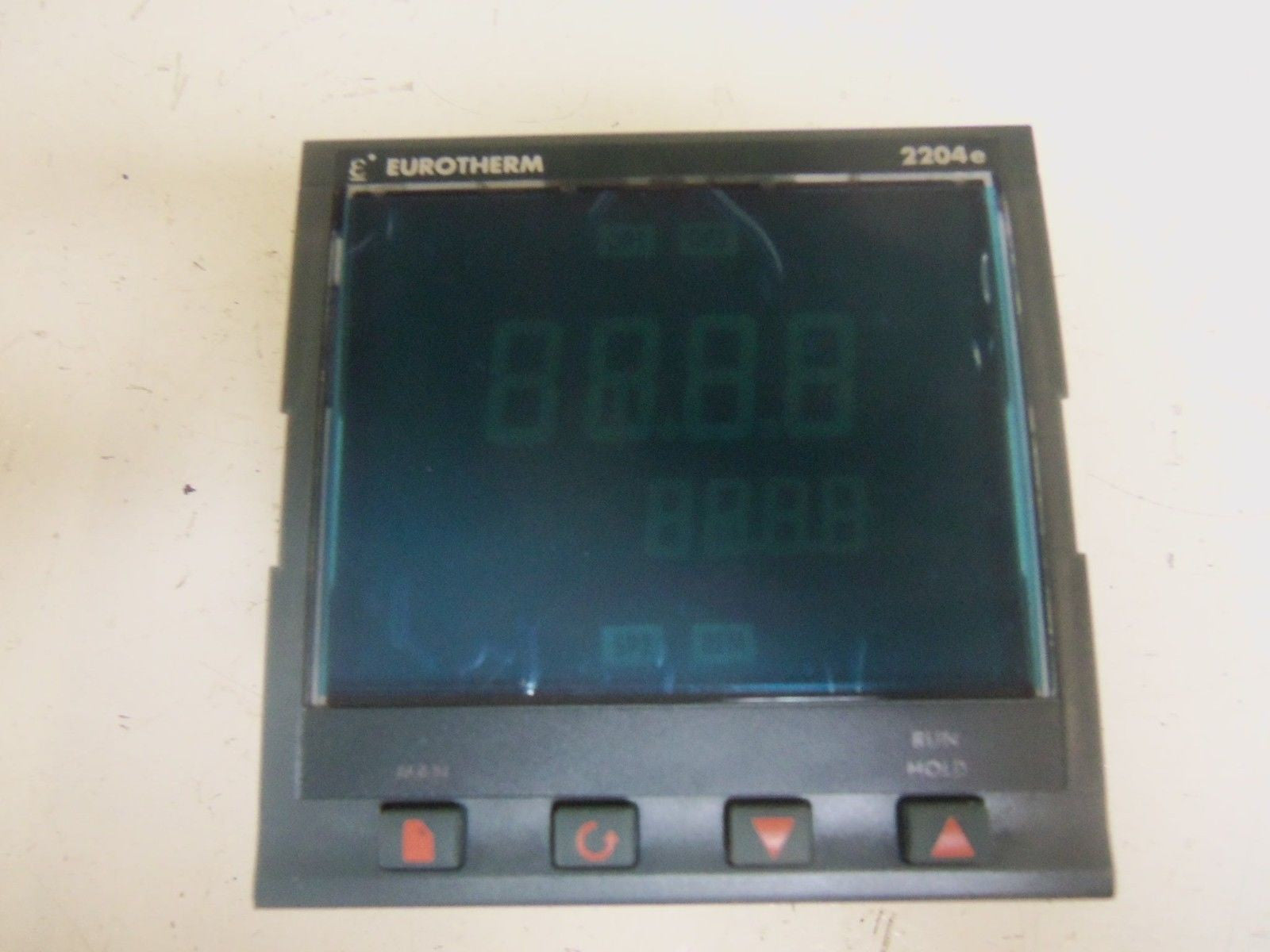 EUROTHERM 2204e/CC/VH/TU/TW/XX/XX/XX/2XX/ENG CONTROLLER(AS PICTURED)*NEW IN BOX*