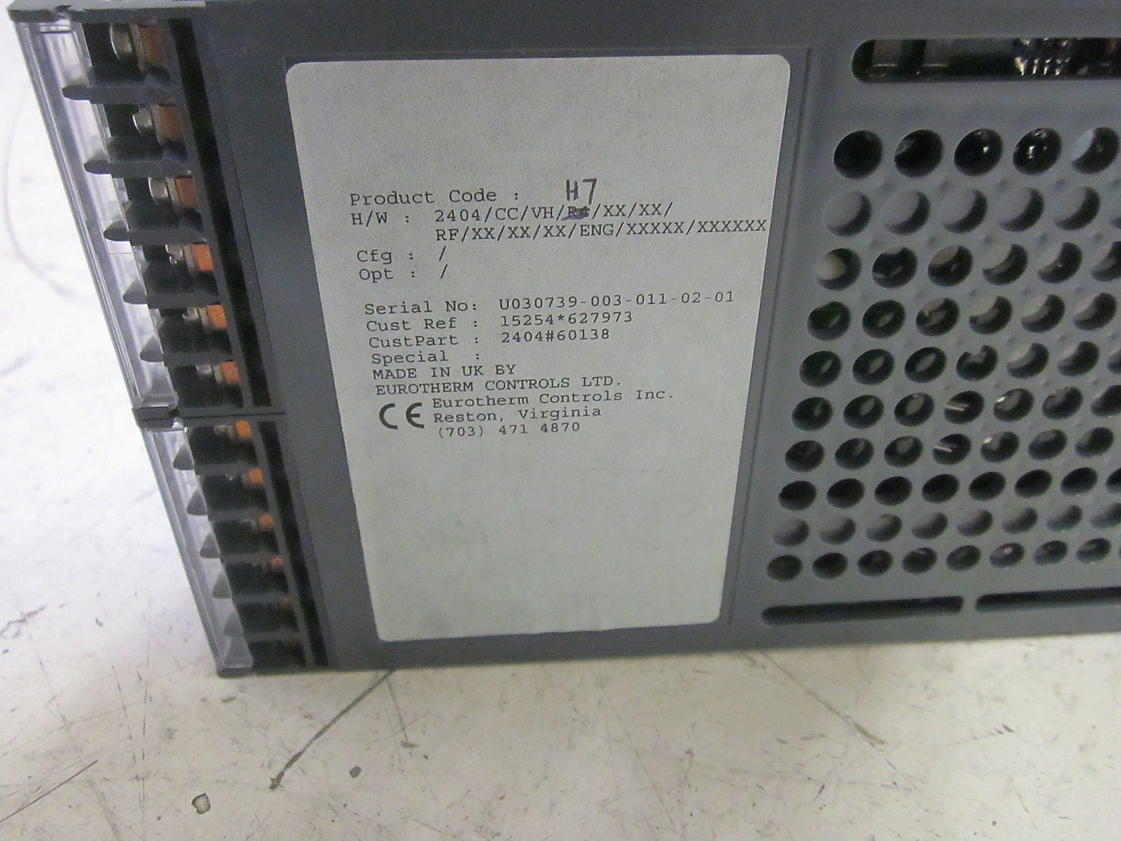 EUROTHERM 2404/CC/VH/H7/XX/XX/RF/XX/XX/XX/ENG/XXXXX/XXXXXX CONTROLLER *USED*