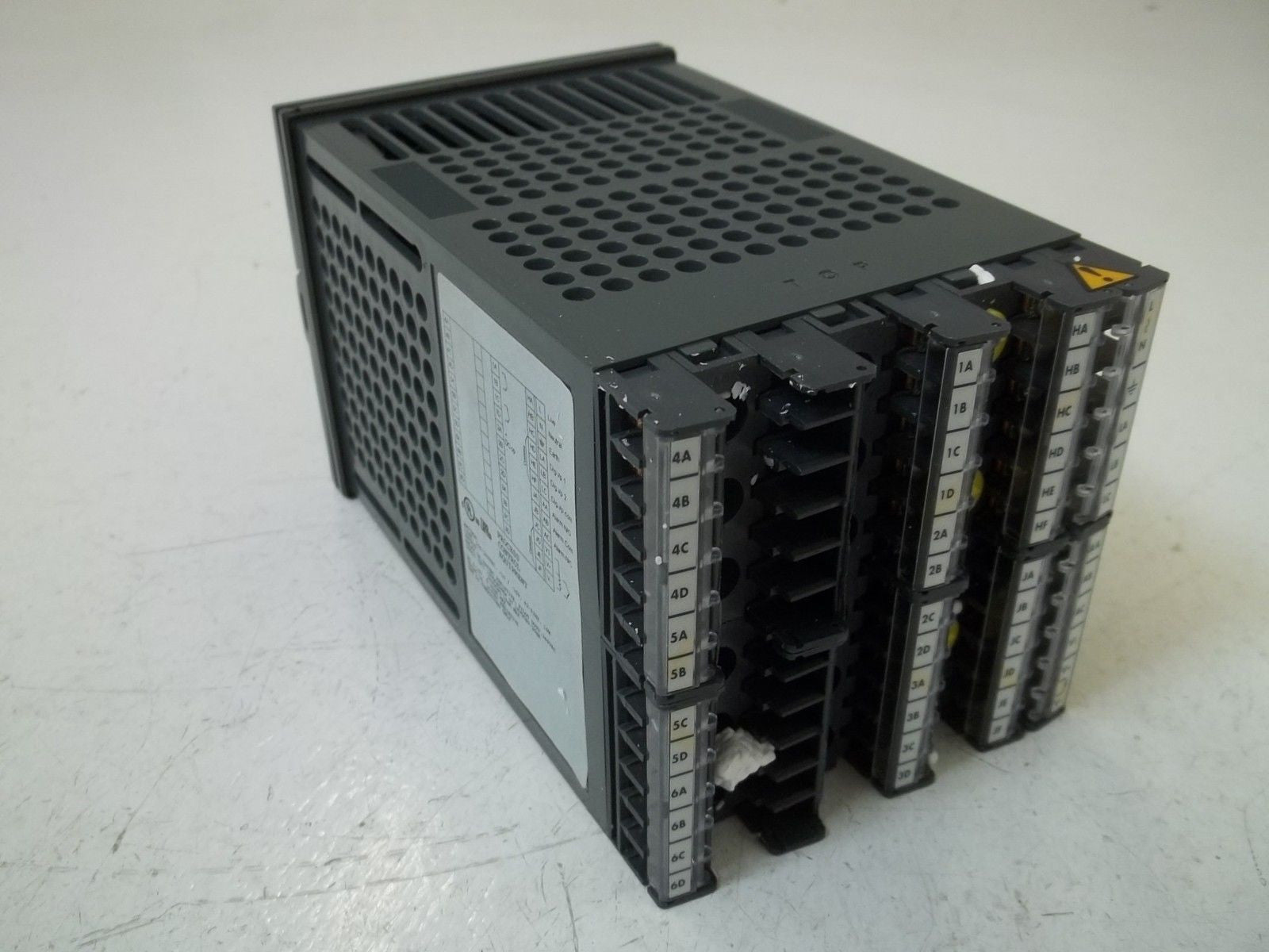 EUROTHERM 2404/VC/VH/RM/V5/XX/DL/XX/FE/XX/ENG/ *NEW IN BOX