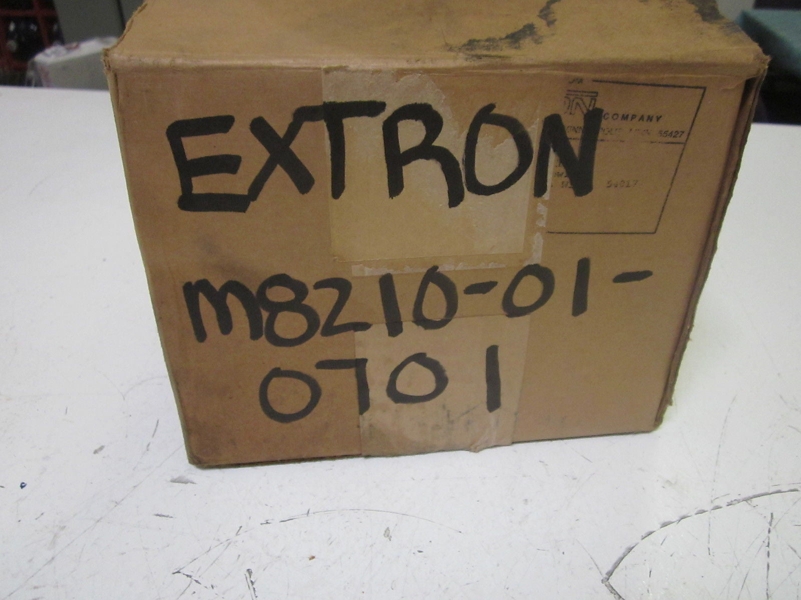 EXTRON M8210-01-0701 DC DRIVE  *NEW IN BOX*