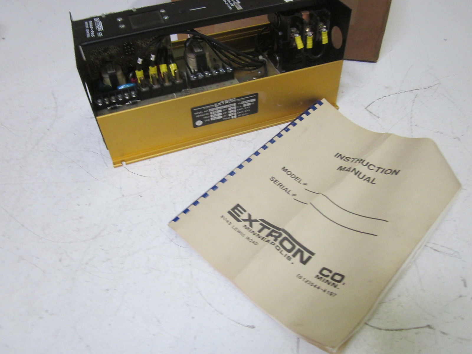 EXTRON M8210-01-0701 DC DRIVE  *NEW IN BOX*
