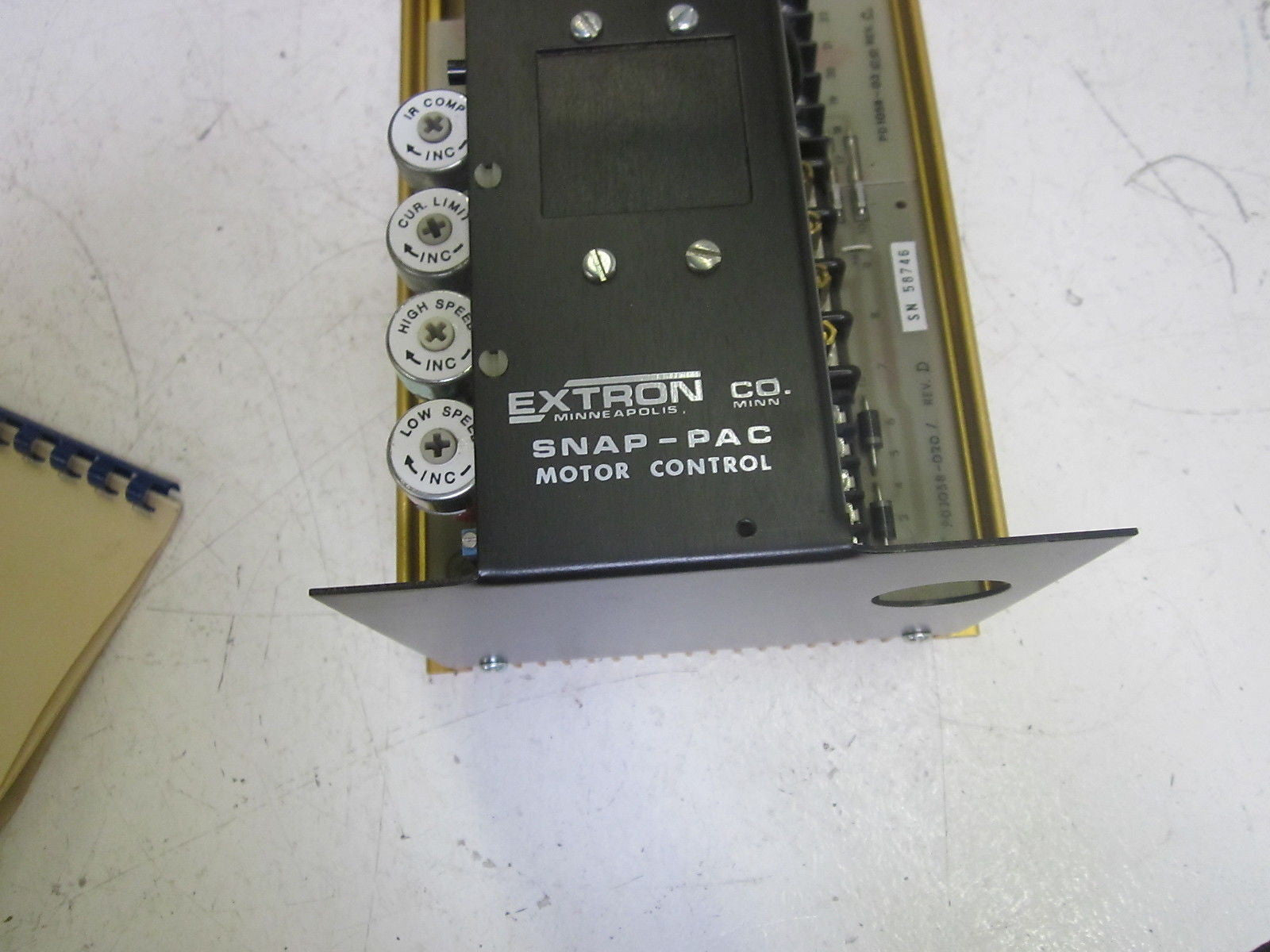 EXTRON M8210-01-0701 DC DRIVE  *NEW IN BOX*