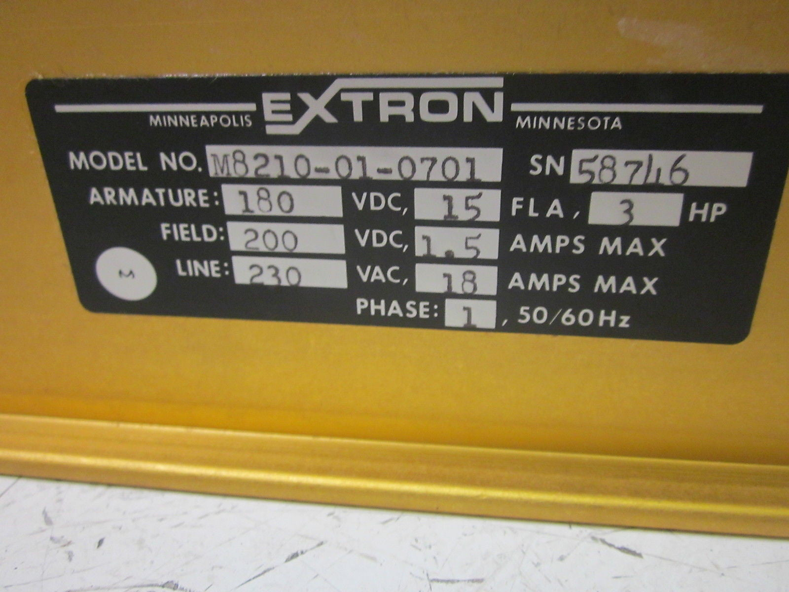 EXTRON M8210-01-0701 DC DRIVE  *NEW IN BOX*