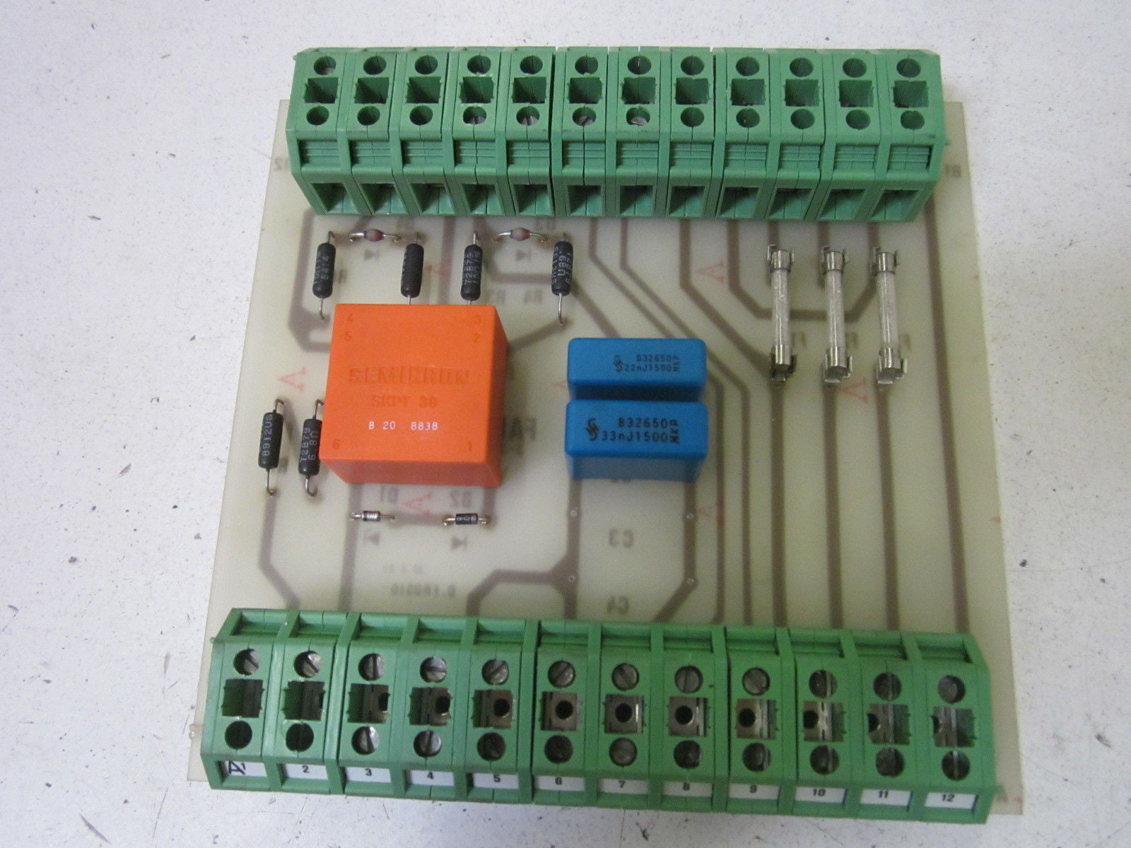 FAEL SA 3-32520 *USED*