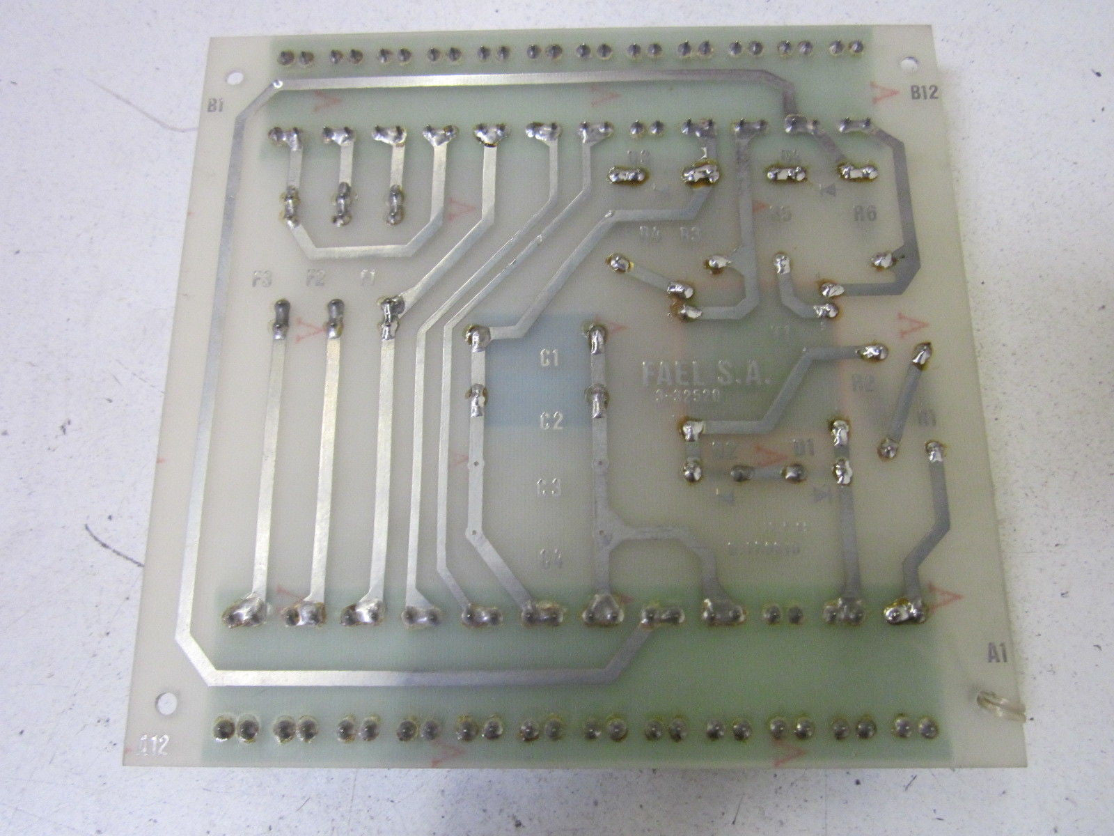 FAEL SA 3-32520 *USED*