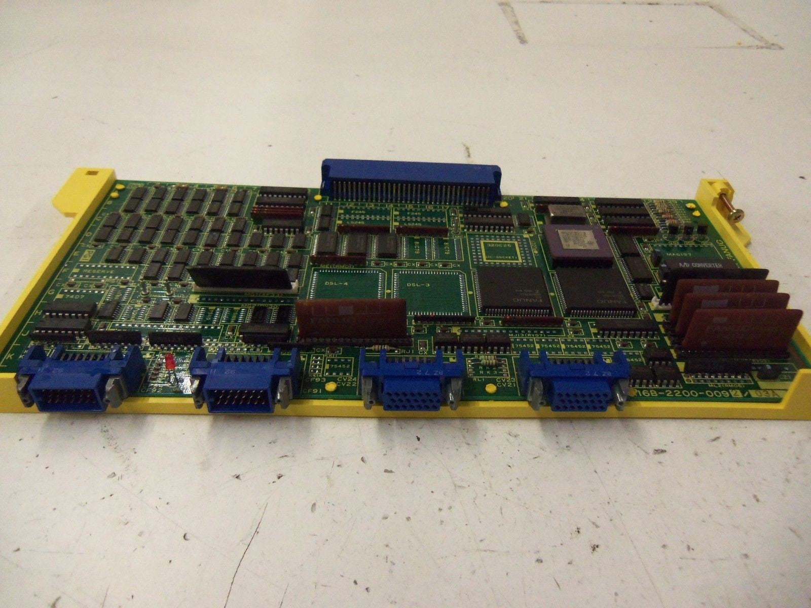 FANUC A16B-2200-0092/03A AXIS CONTROL BOARD *NEW NO BOX*