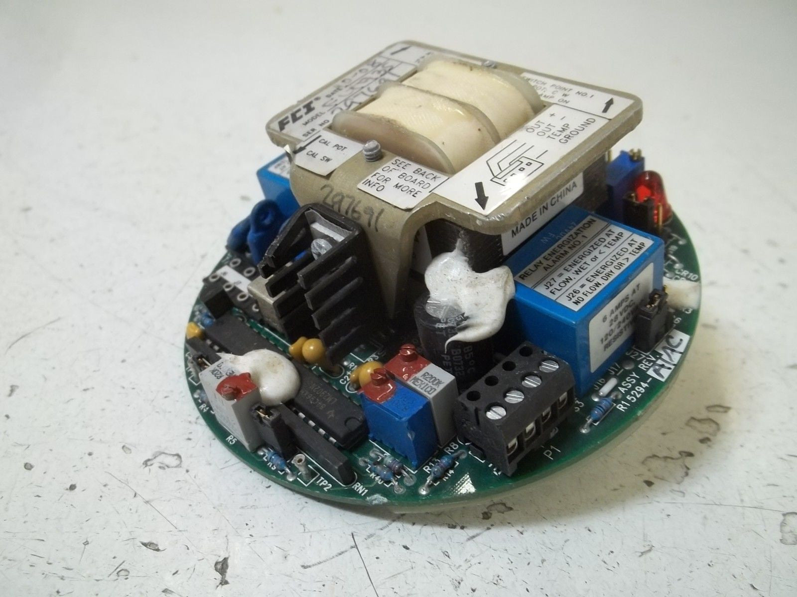FCI FLT935 (AS PICTURED) *USED*