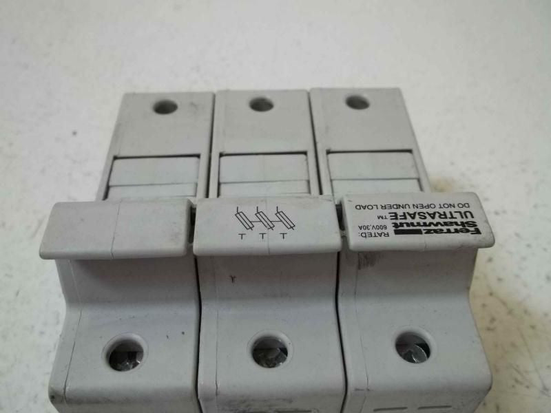 FERRAZ SHAWMUT US3J3 FUSE HOLDER *USED*