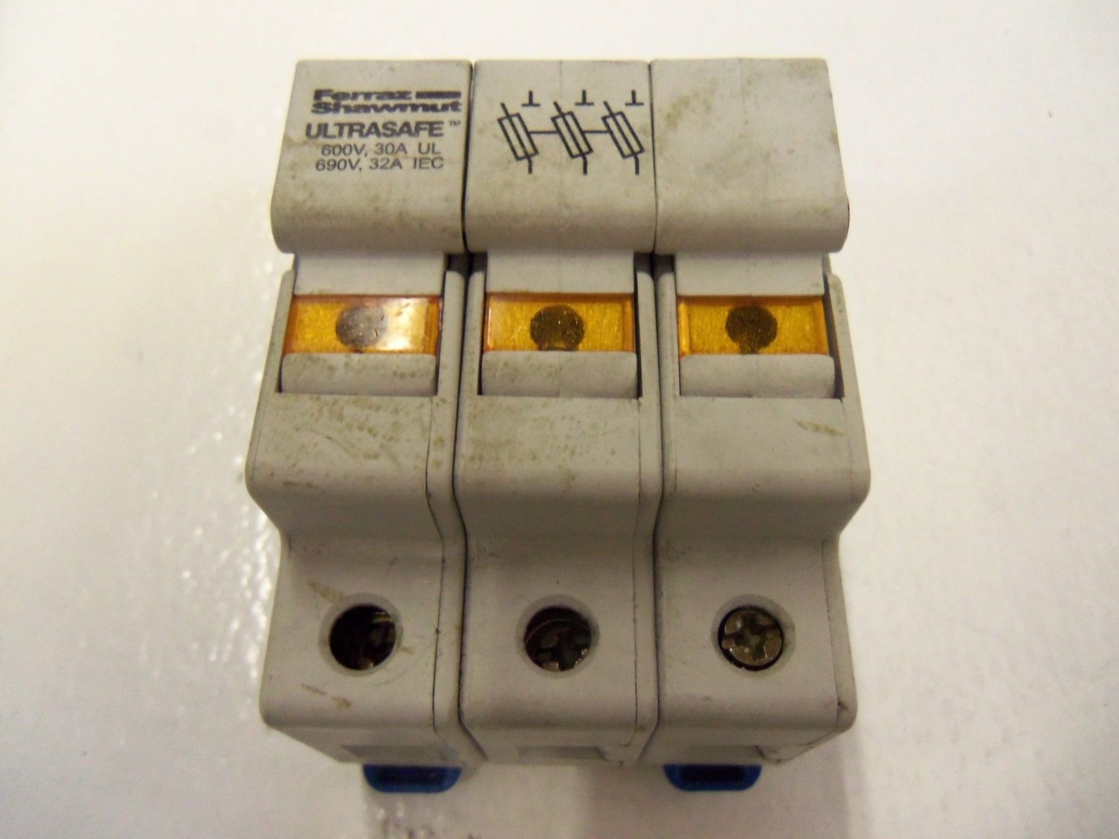 FERRAZ SHAWMUT USM3I FUSE HOLDER 600V *USED*