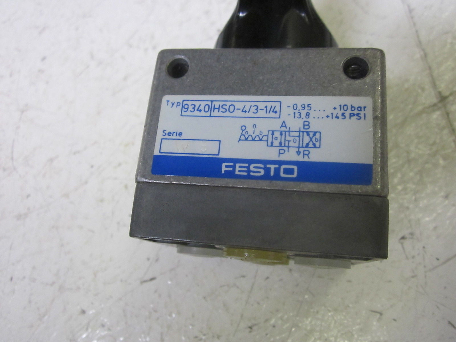 FESTO 9340-HS0-4/3-1/4 HAND OPERATED VALVE *USED*