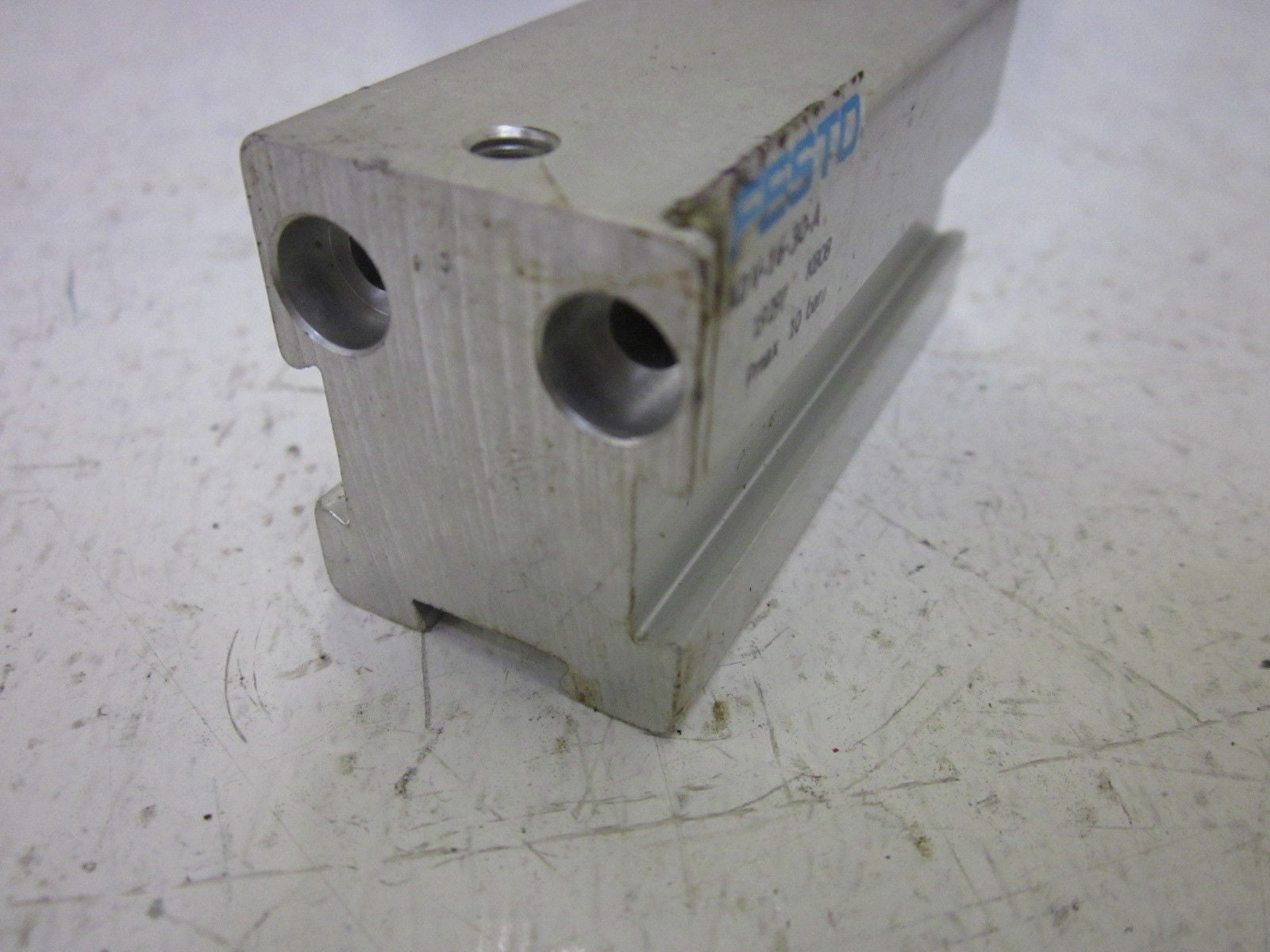 FESTO ADV-16-30-A *USED*