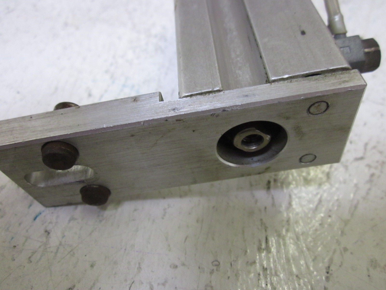 FESTO 14029 ADV-20-50-A CYLINDER SHORT STROKE *USED*