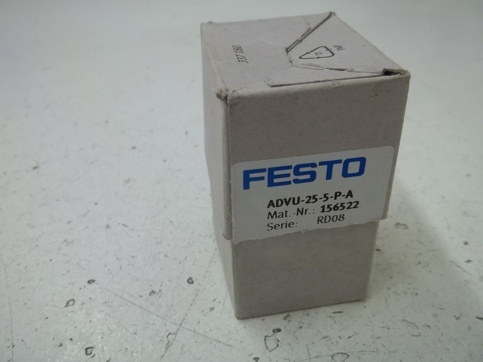 FESTO ADVU-25-5-P-A SHORT-STROKE CYLINDER *NEW IN BOX*