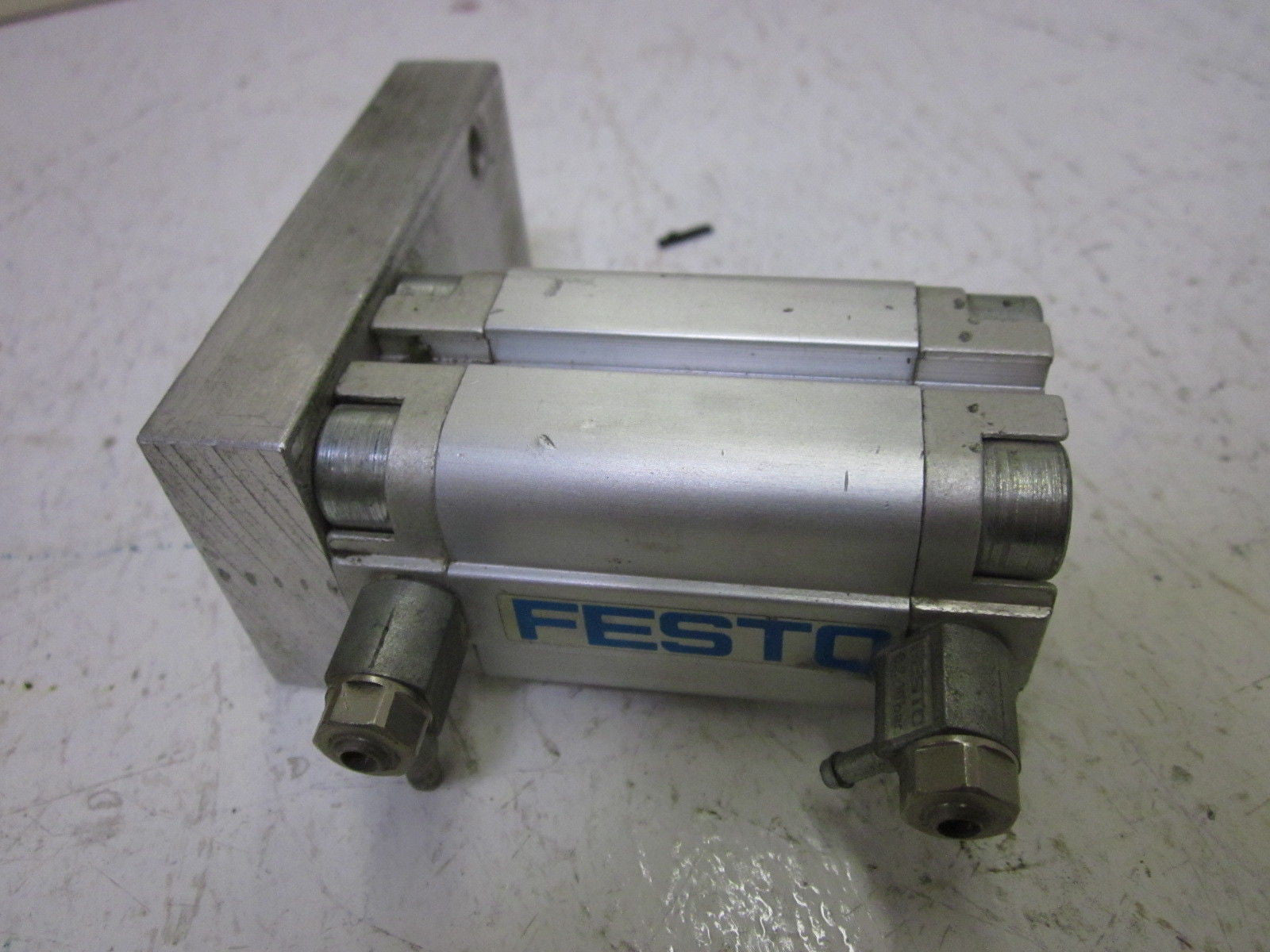 FESTO ADVULQ-20-30-PA *USED*