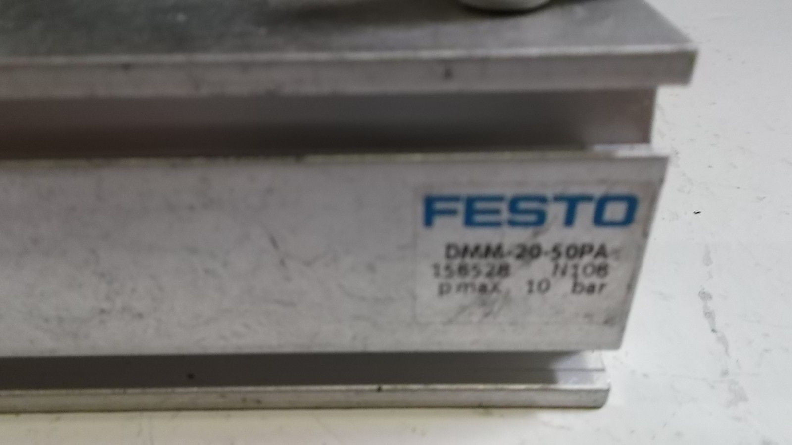FESTO COMPACT CYLINDER DMM-20-50PA *USED*
