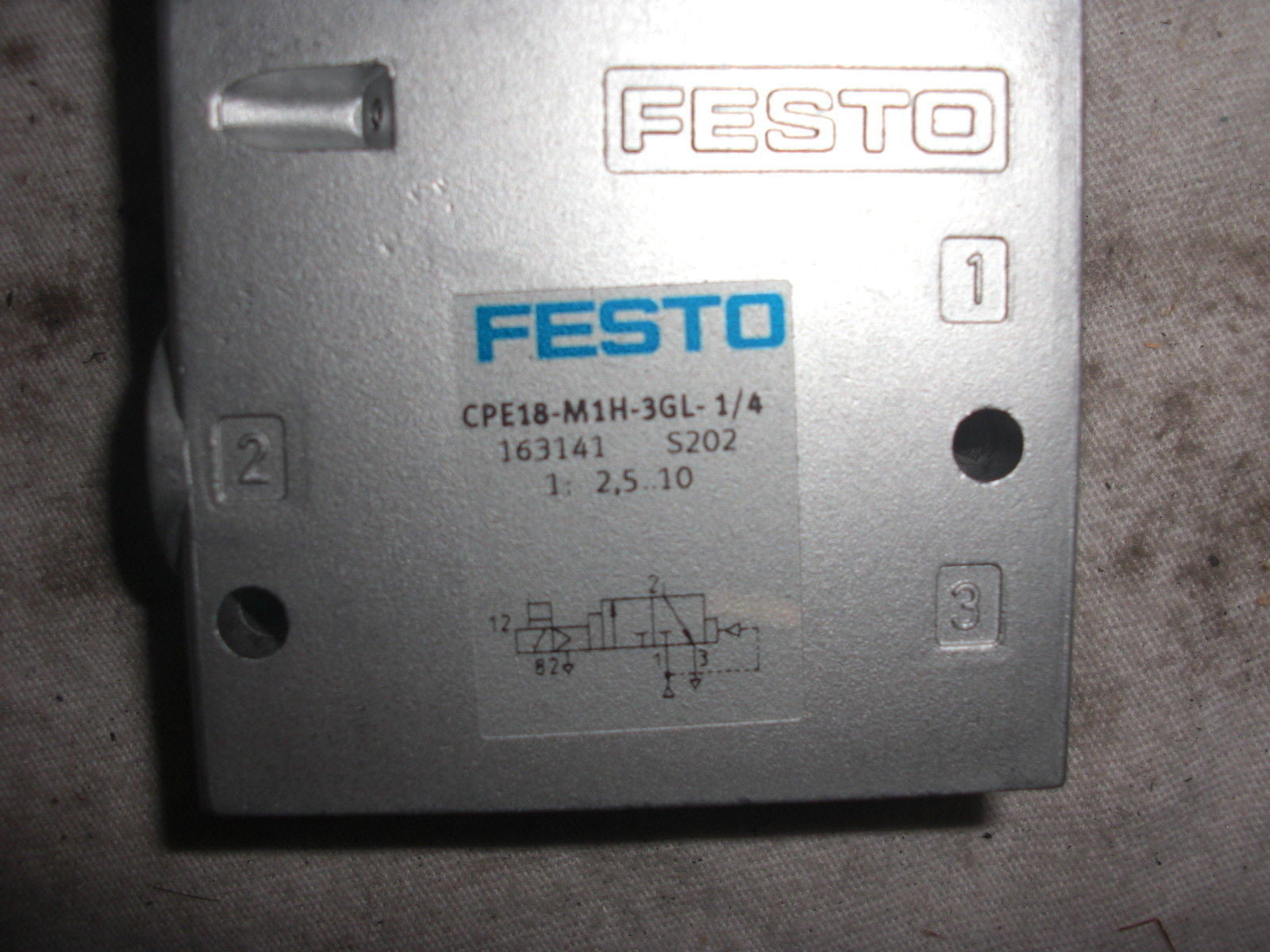FESTO CPE VALVE 18-M1H-3GL-1/4 *NEW*