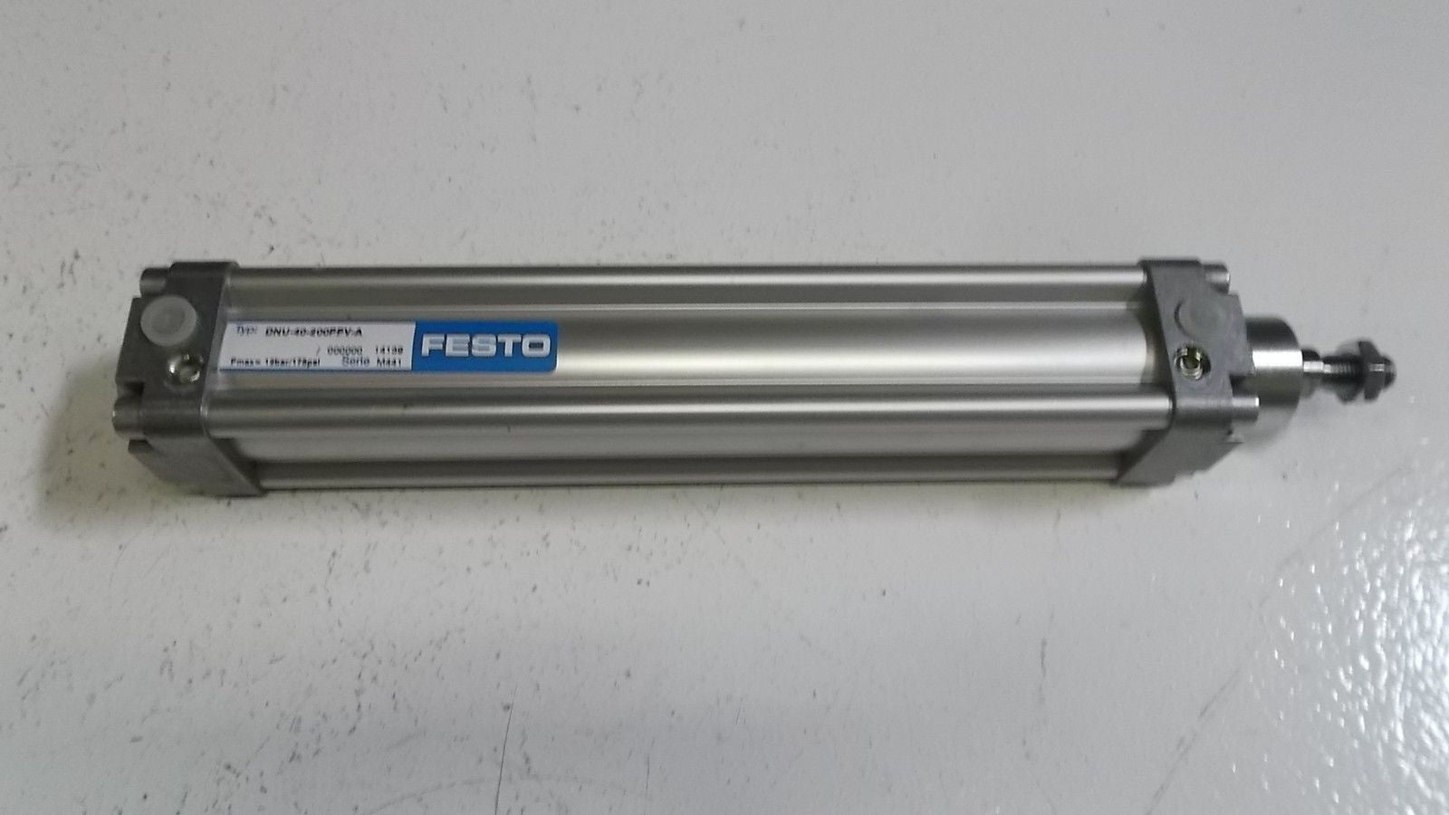 FESTO CYLINDER  DNU-40-200PPV-A *USED*